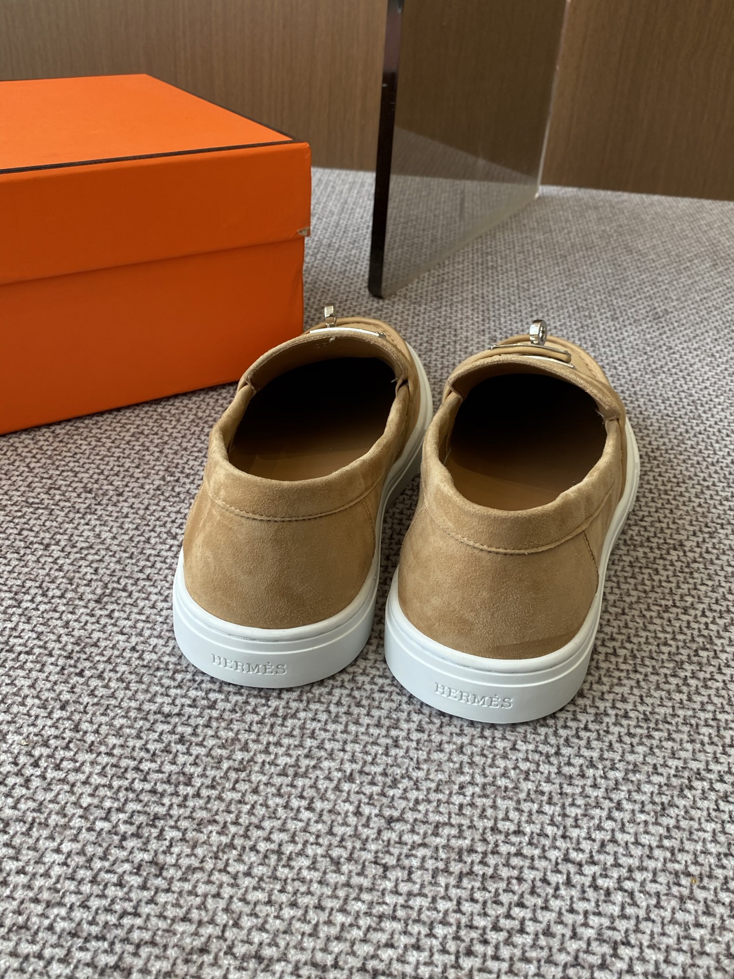 HERMES 01679
