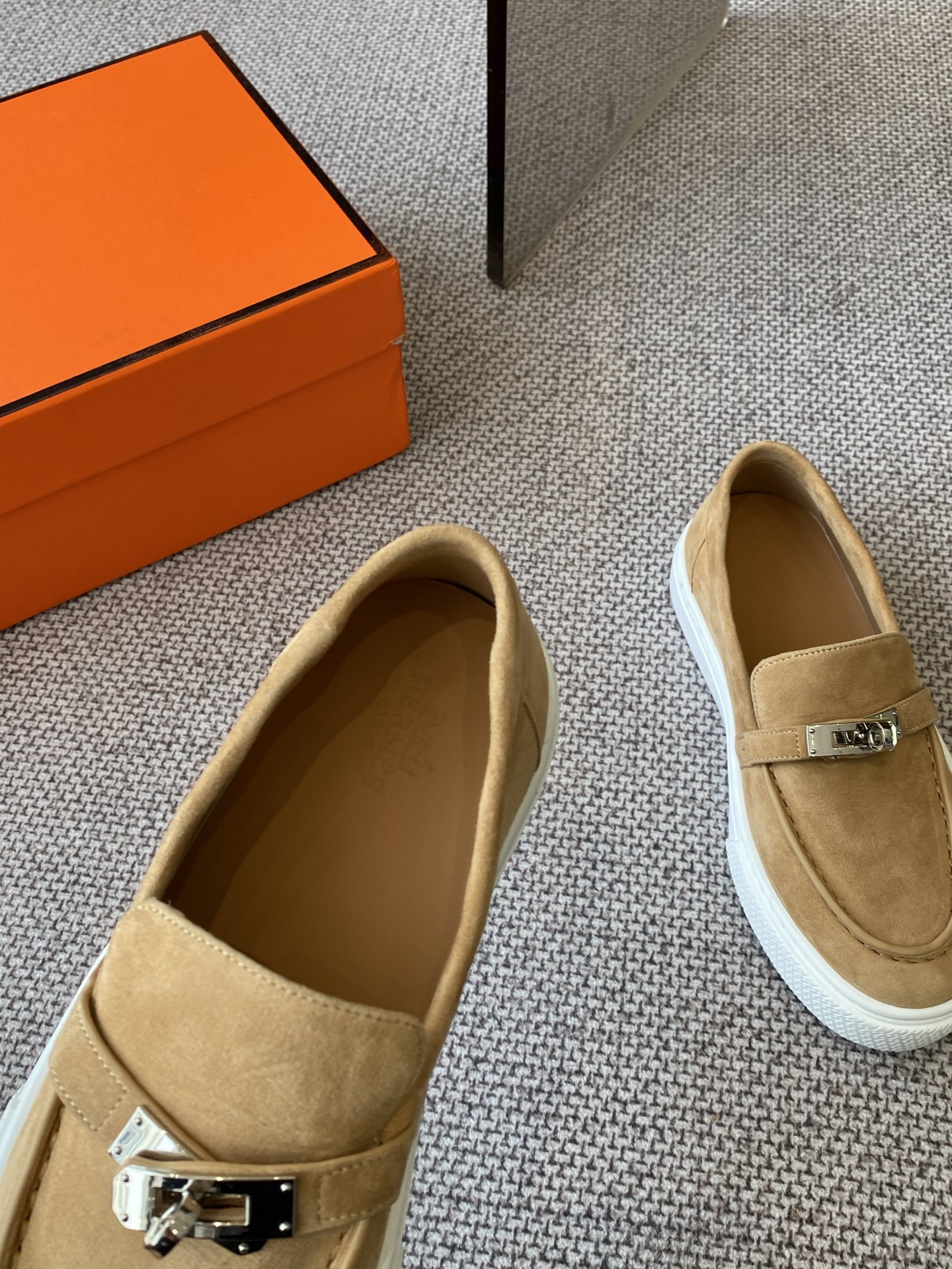 HERMES 01679