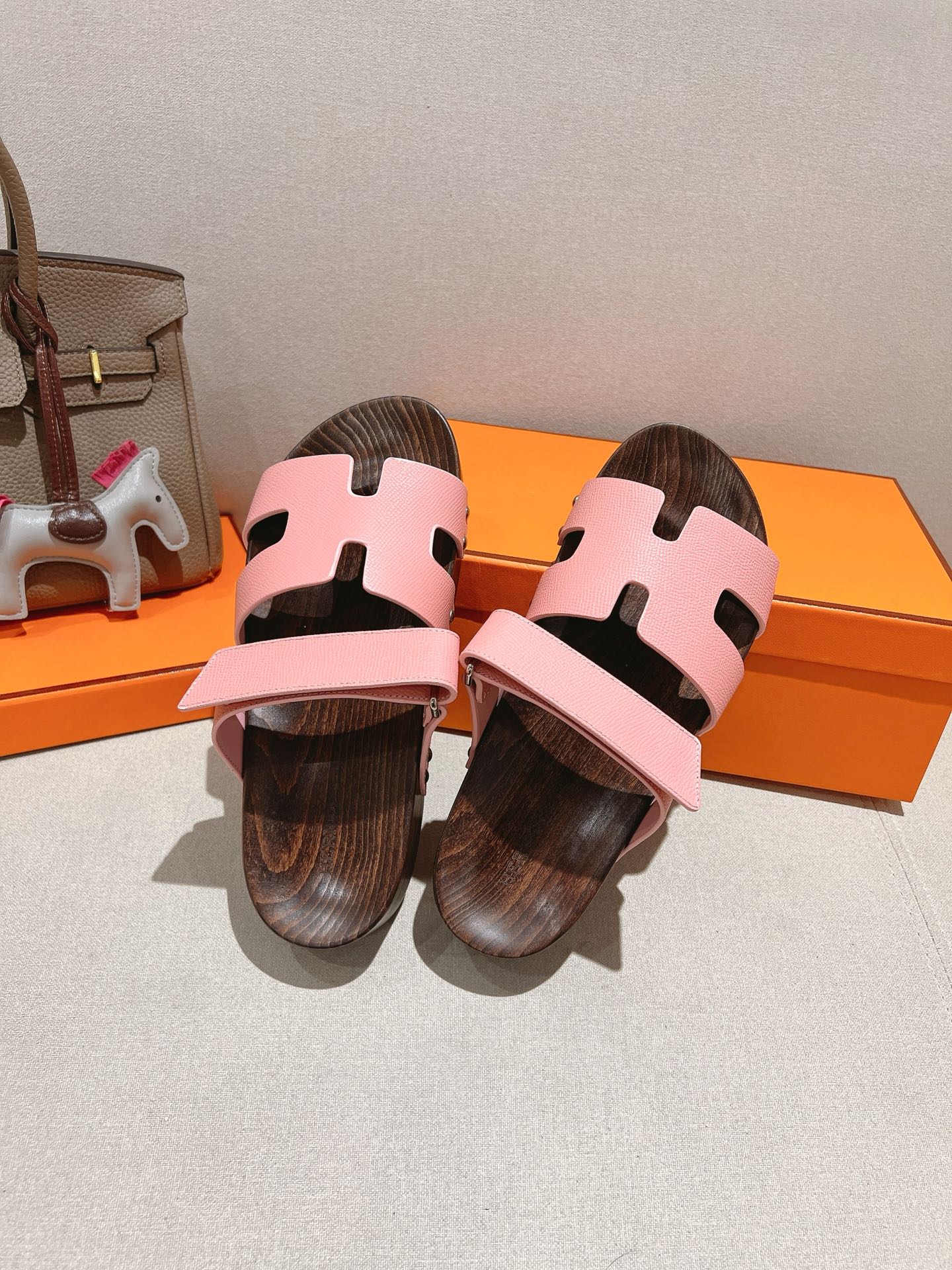 HERMES  01679