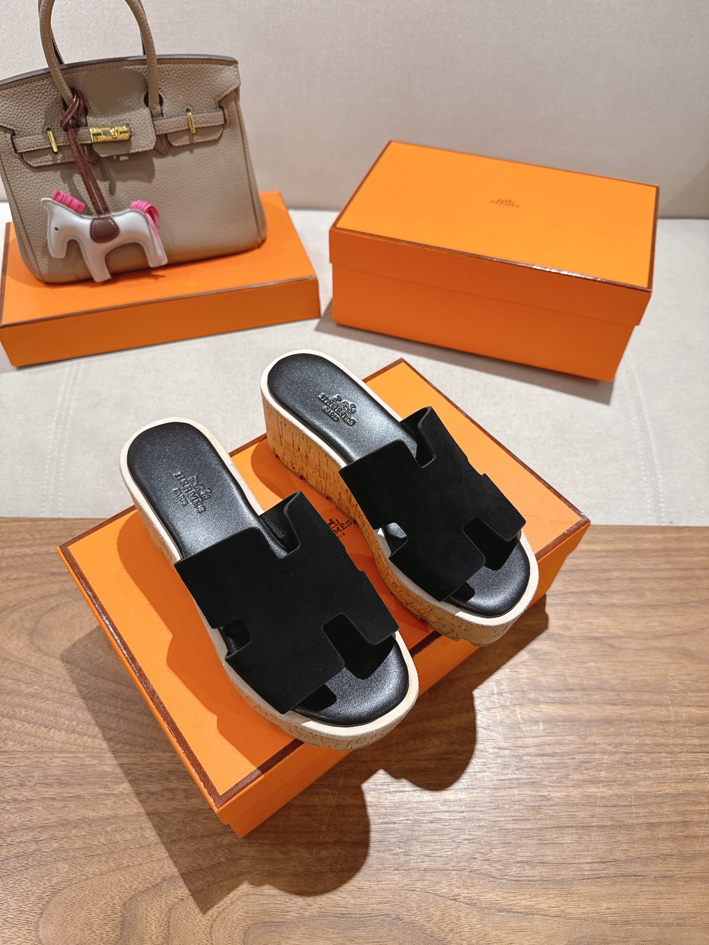 HERMES 01679