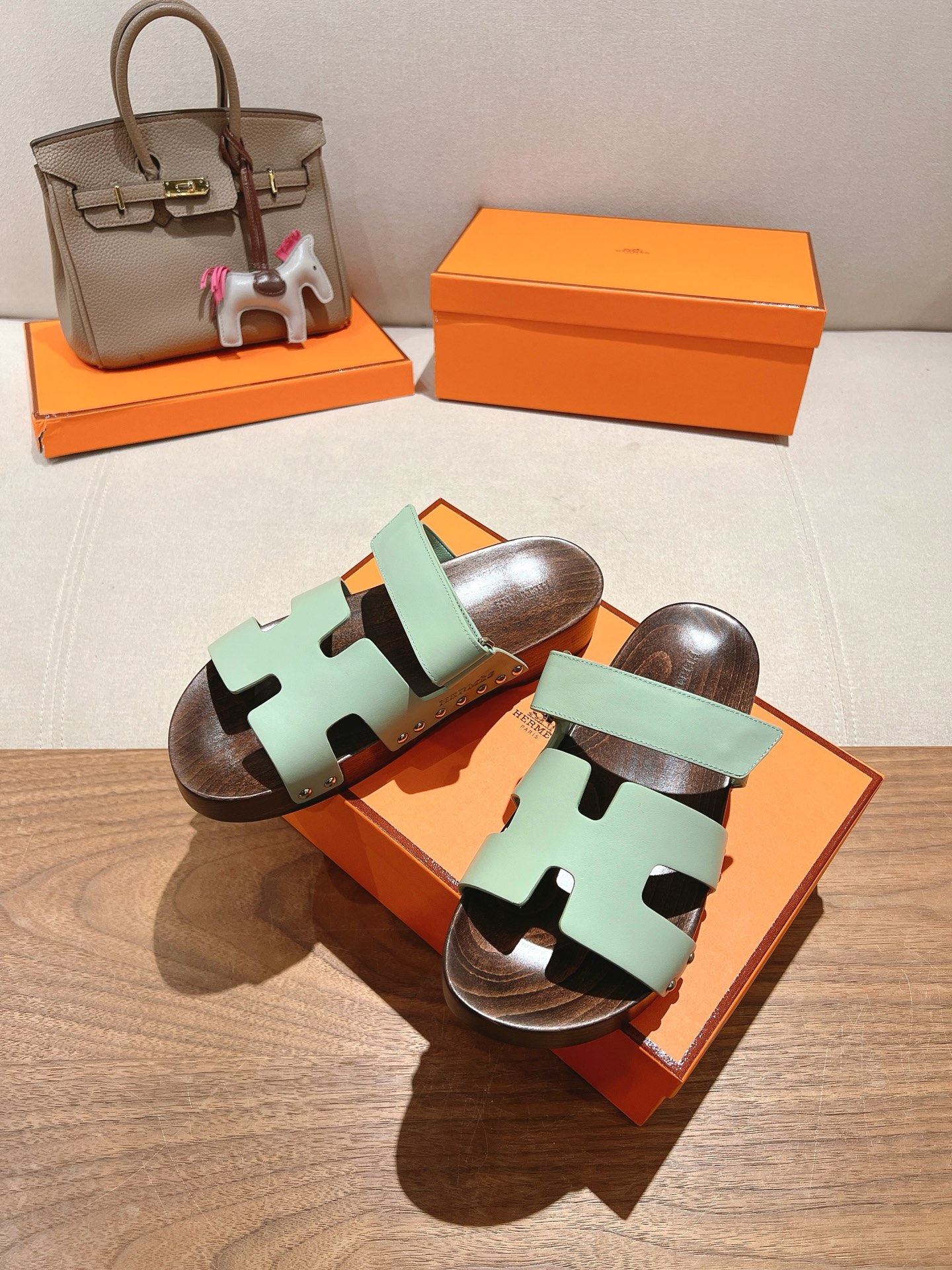 HERMES 01689 HERMES 01689