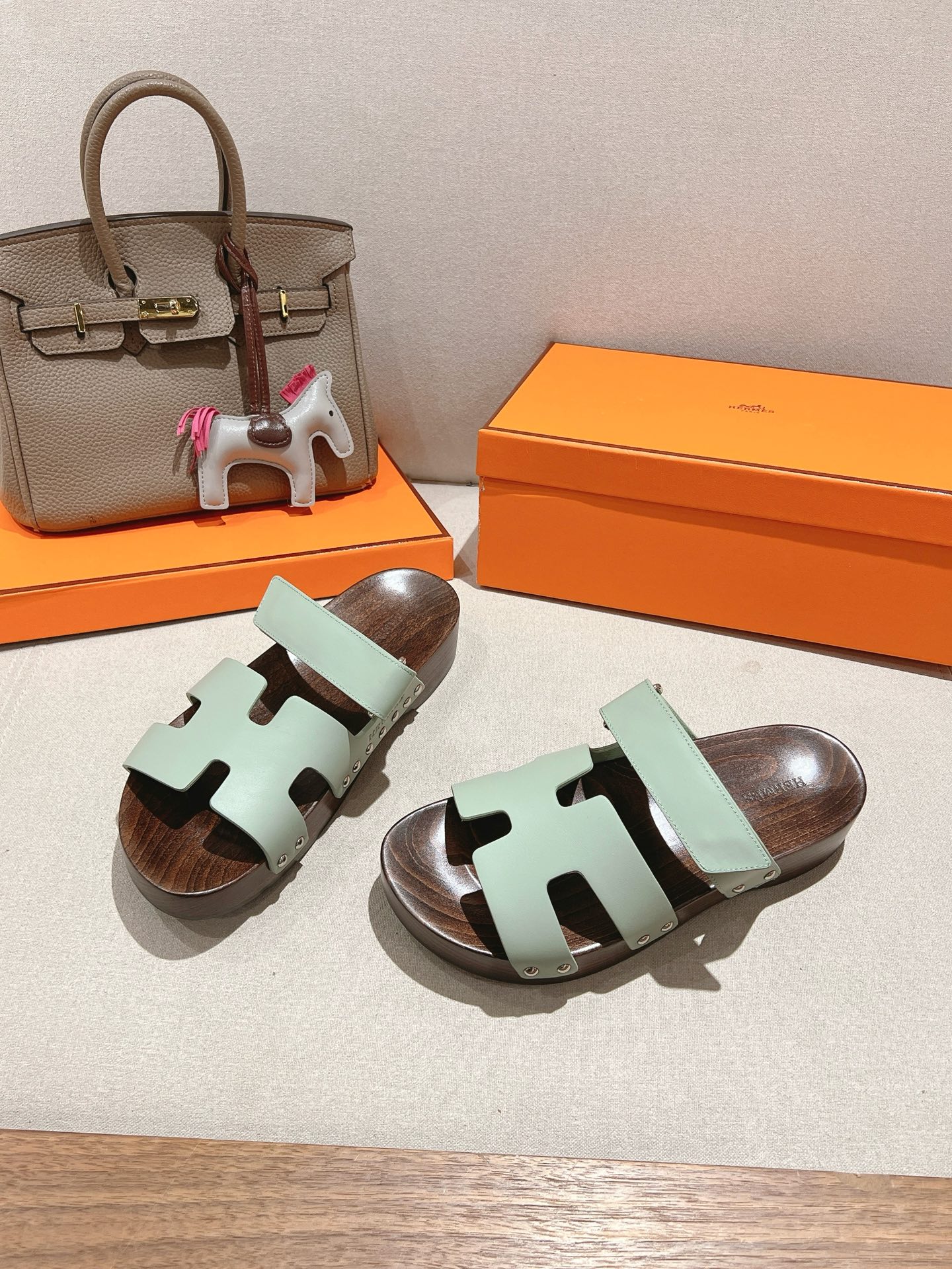 HERMES 01689 HERMES 01689