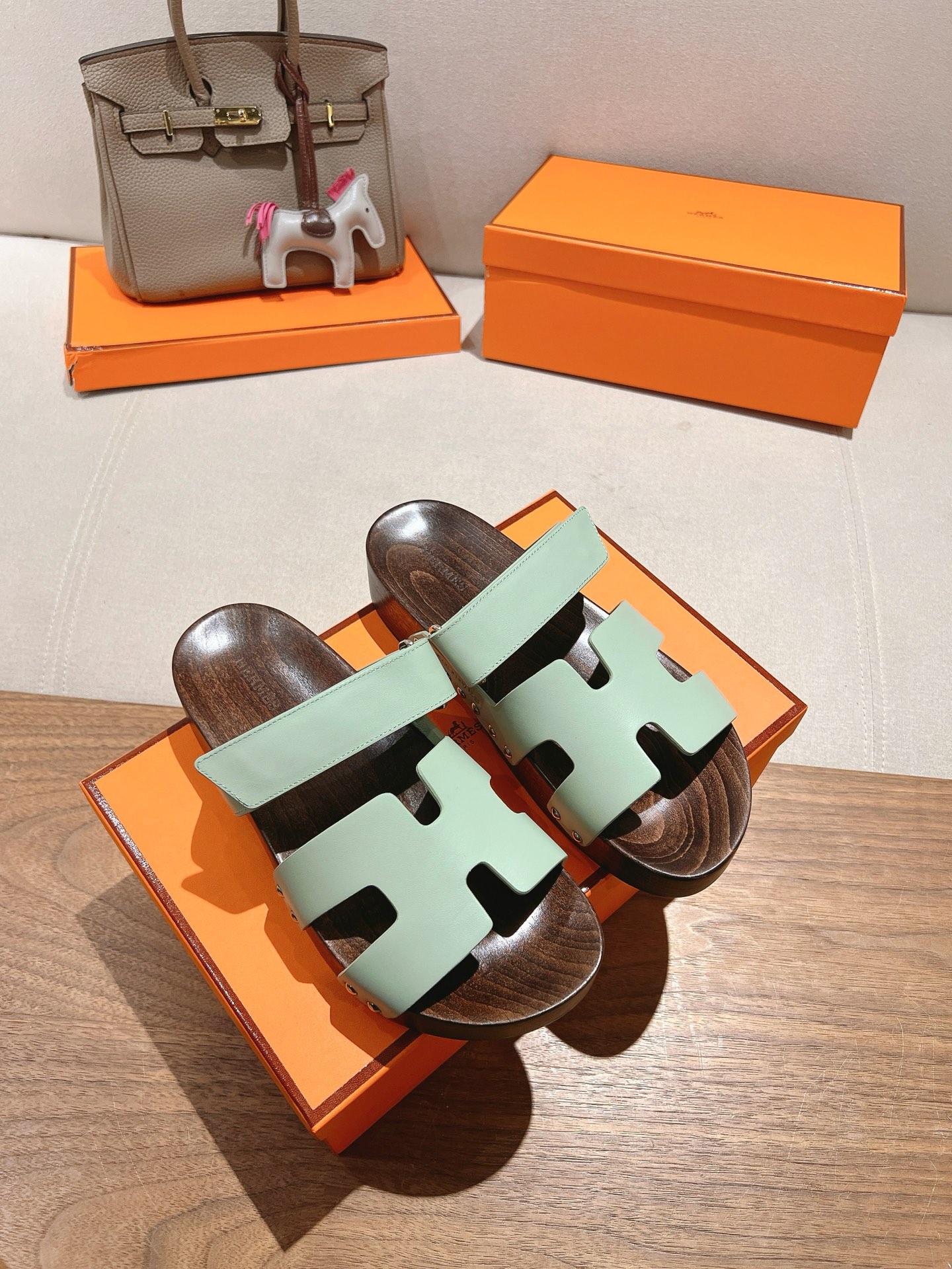 HERMES 01689 HERMES 01689