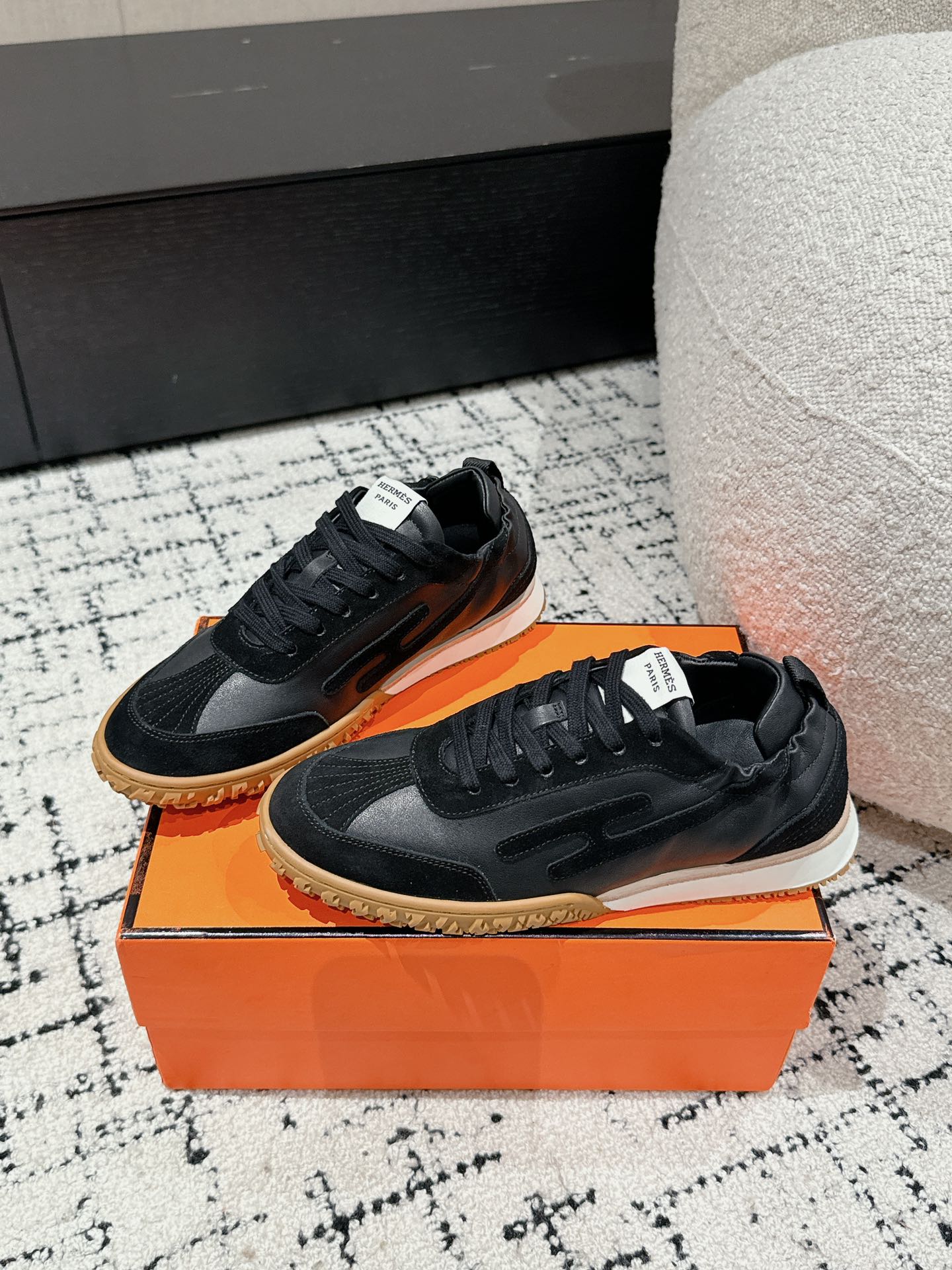 HERMES 01689 HERMES 01689