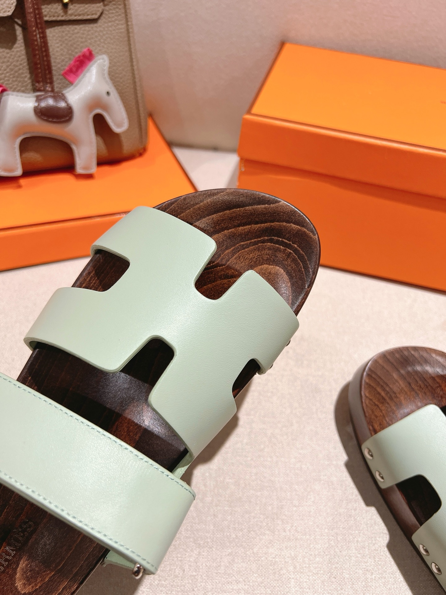 HERMES 01689 HERMES 01689