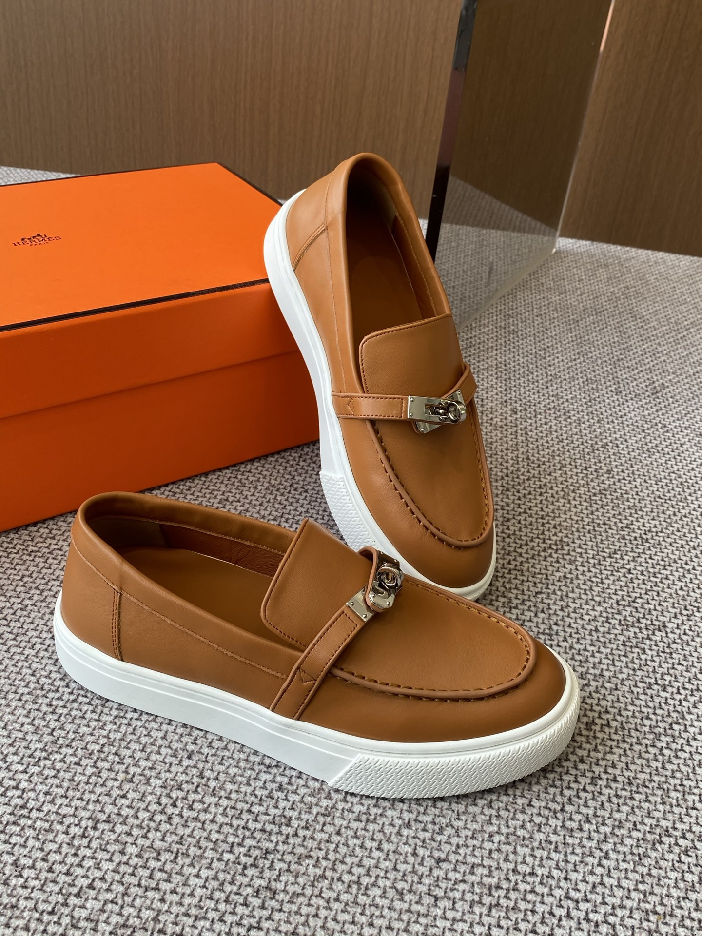 HERMES 01699