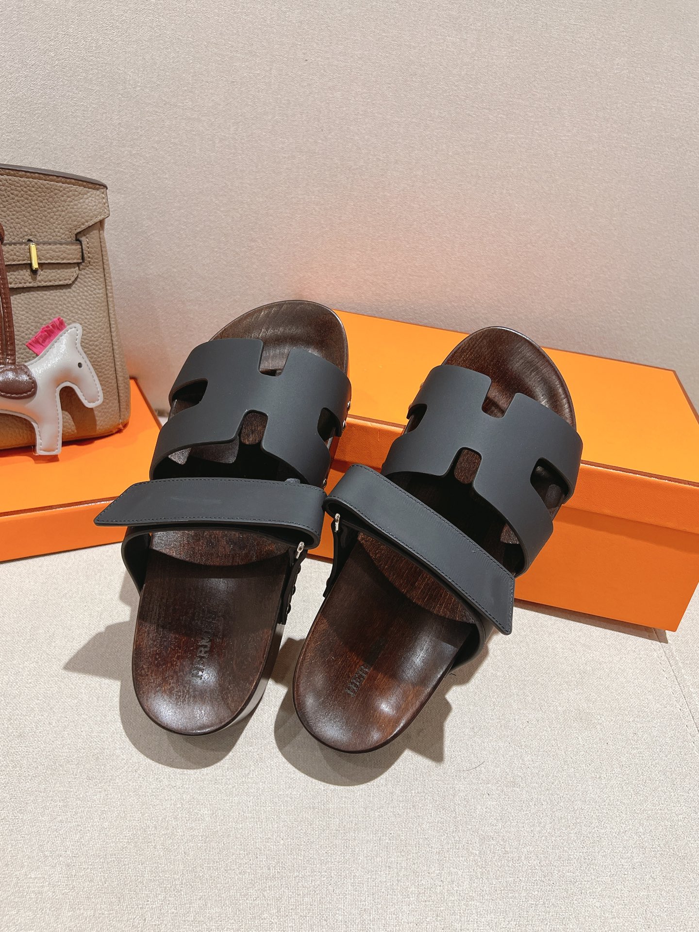 HERMES  01699