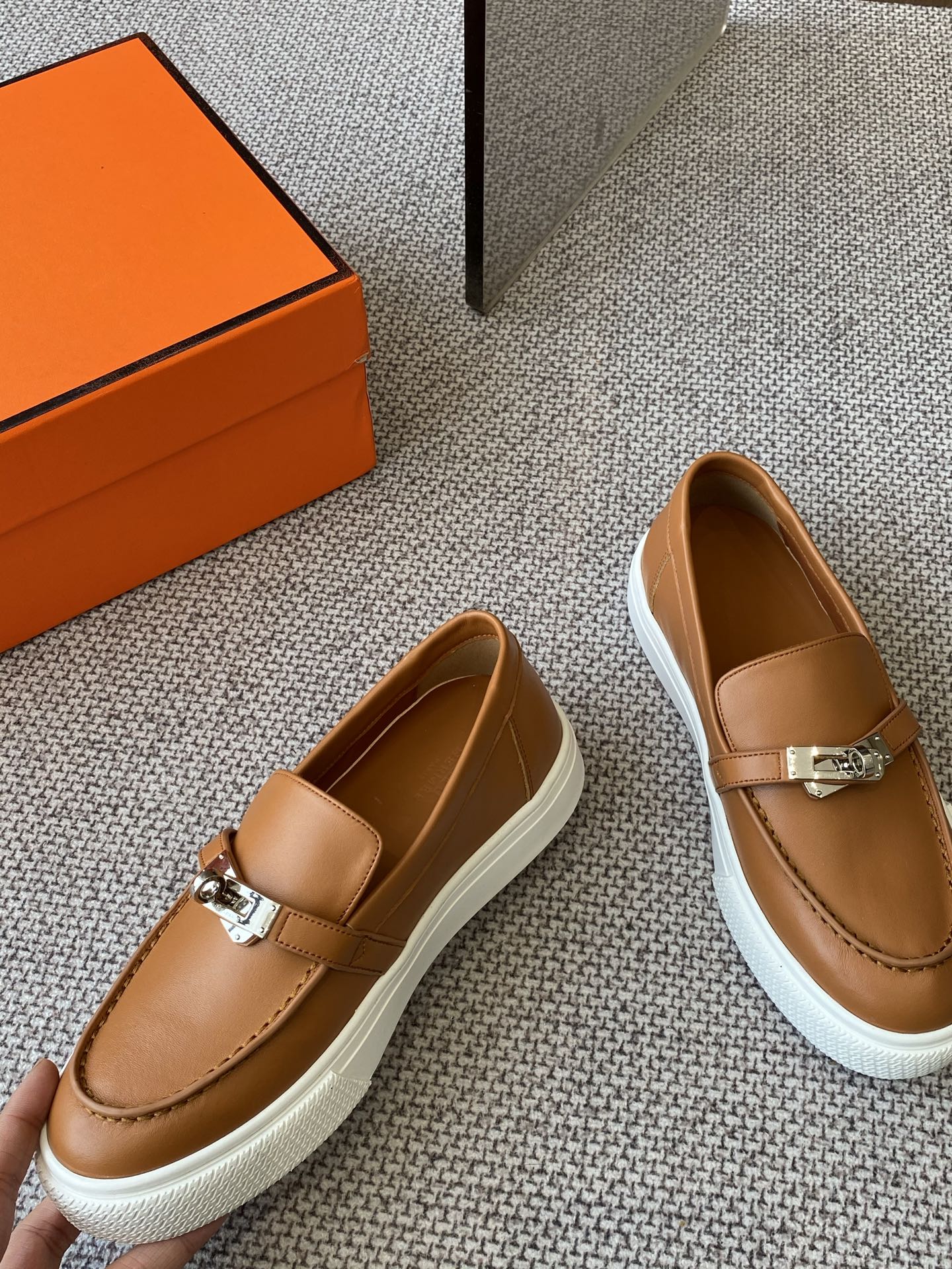 HERMES 01699
