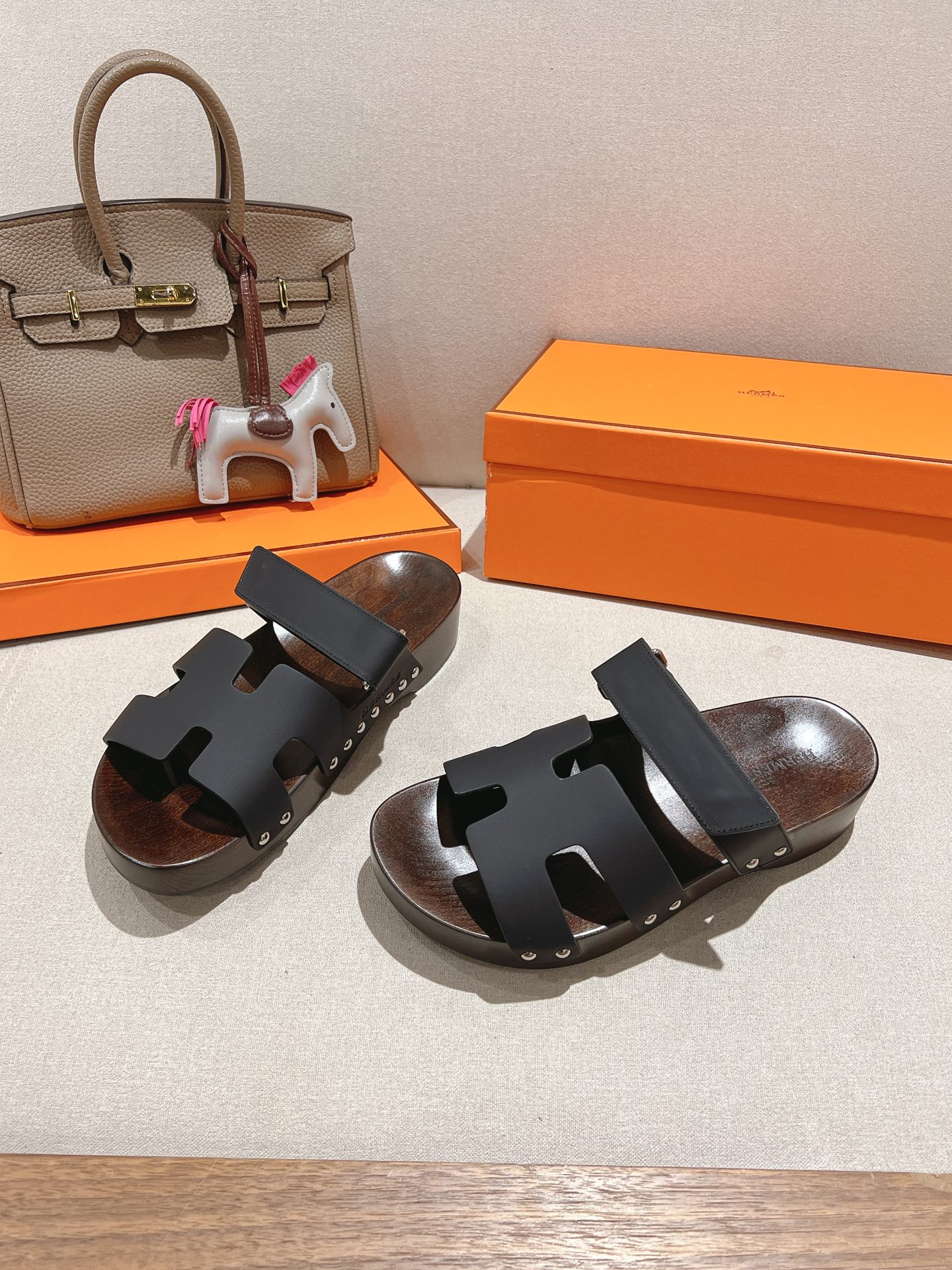 HERMES  01699