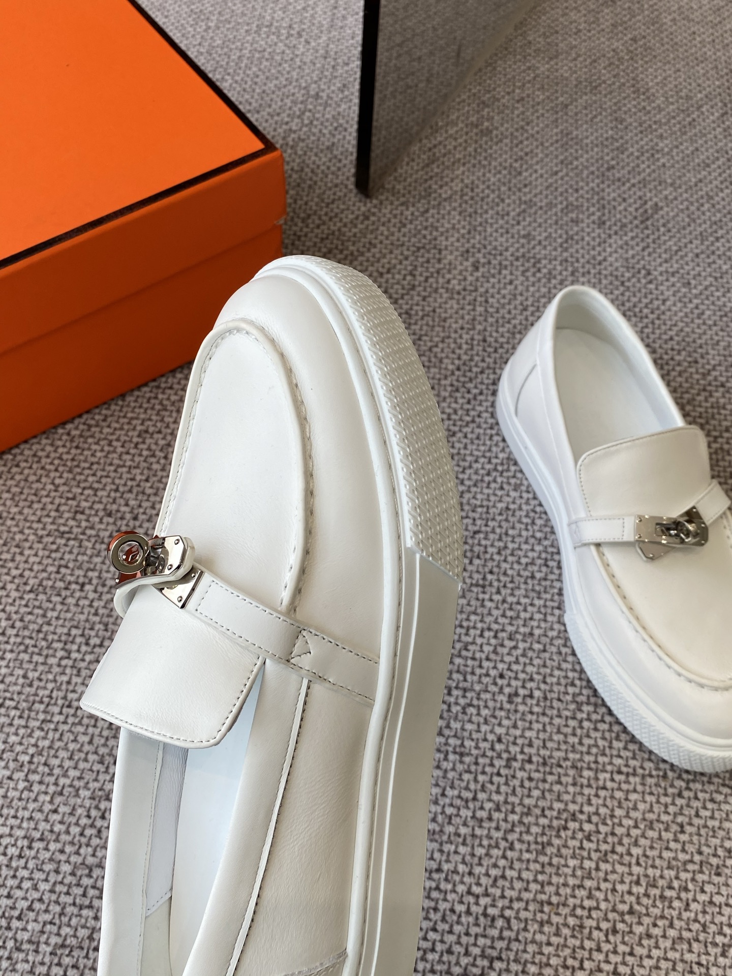 HERMES 01709 HERMES 01709