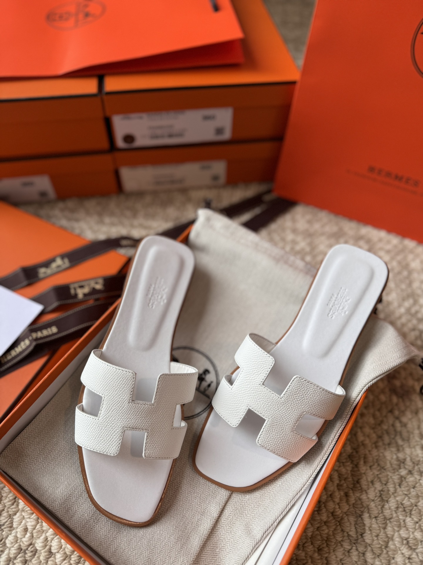 HERMES 01719 HERMES 01719