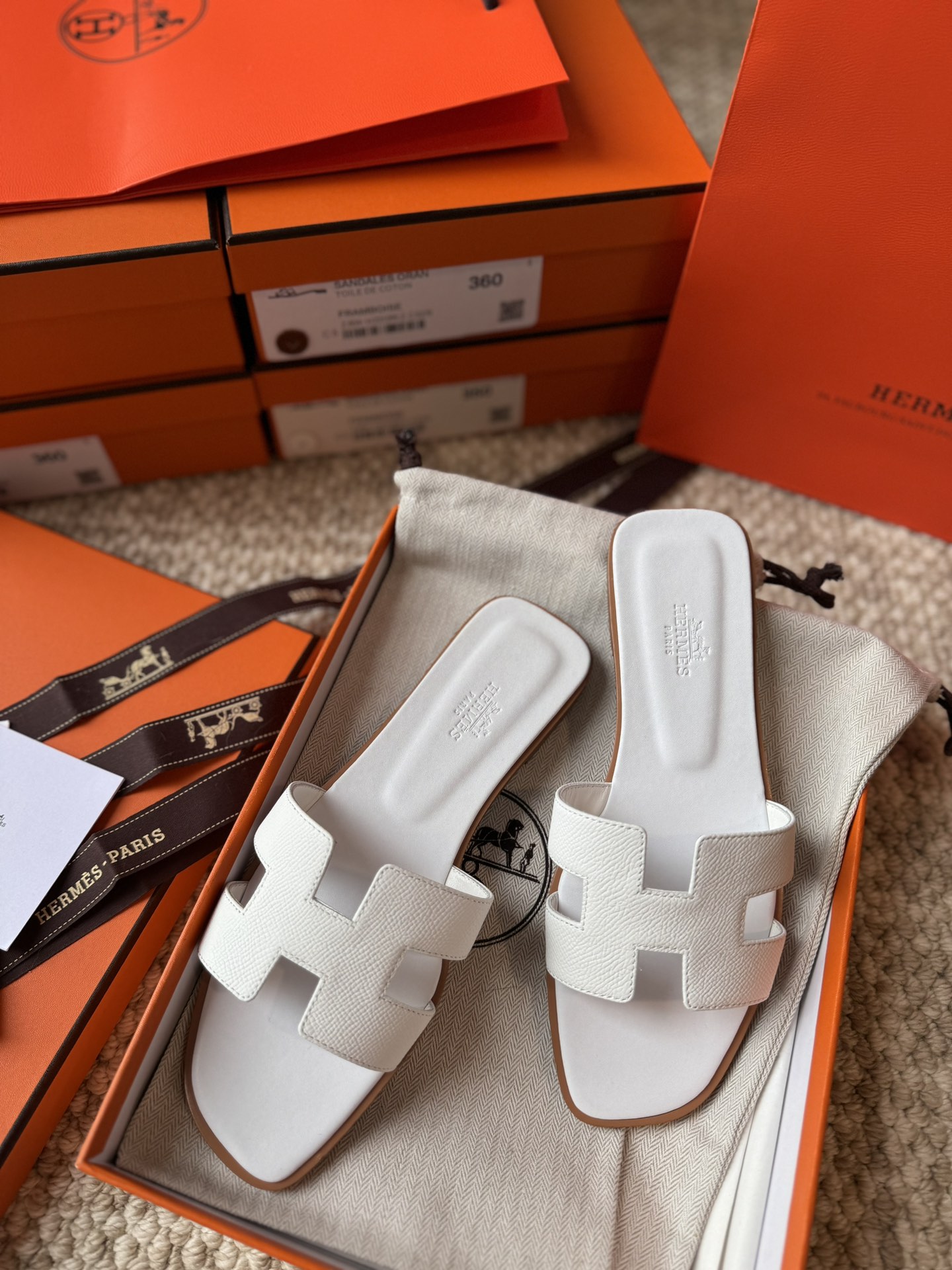 HERMES 01719 HERMES 01719