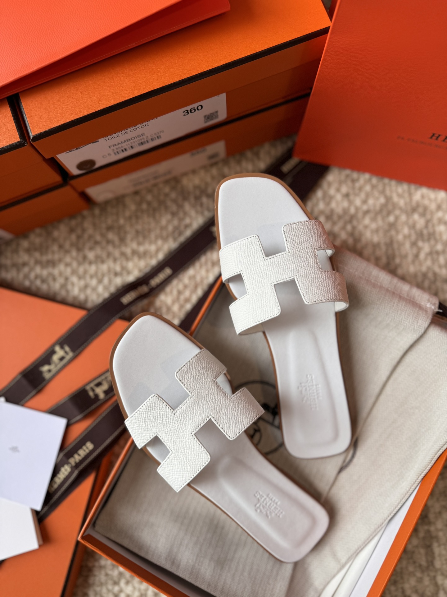 HERMES 01719 HERMES 01719
