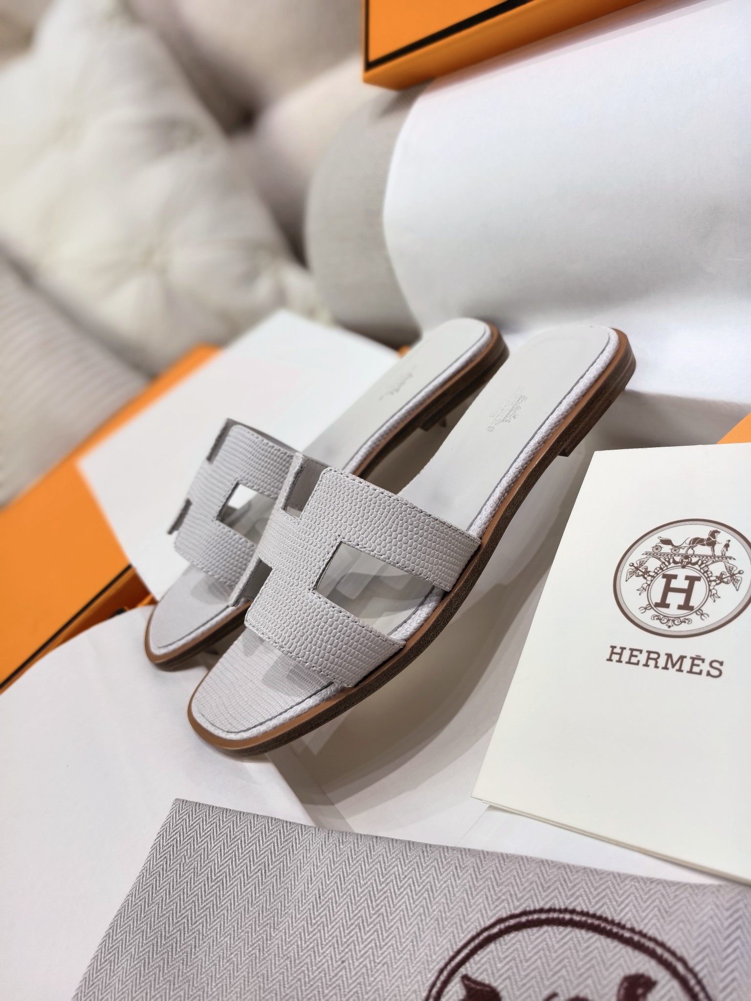 HERMES 01739 HERMES 01739