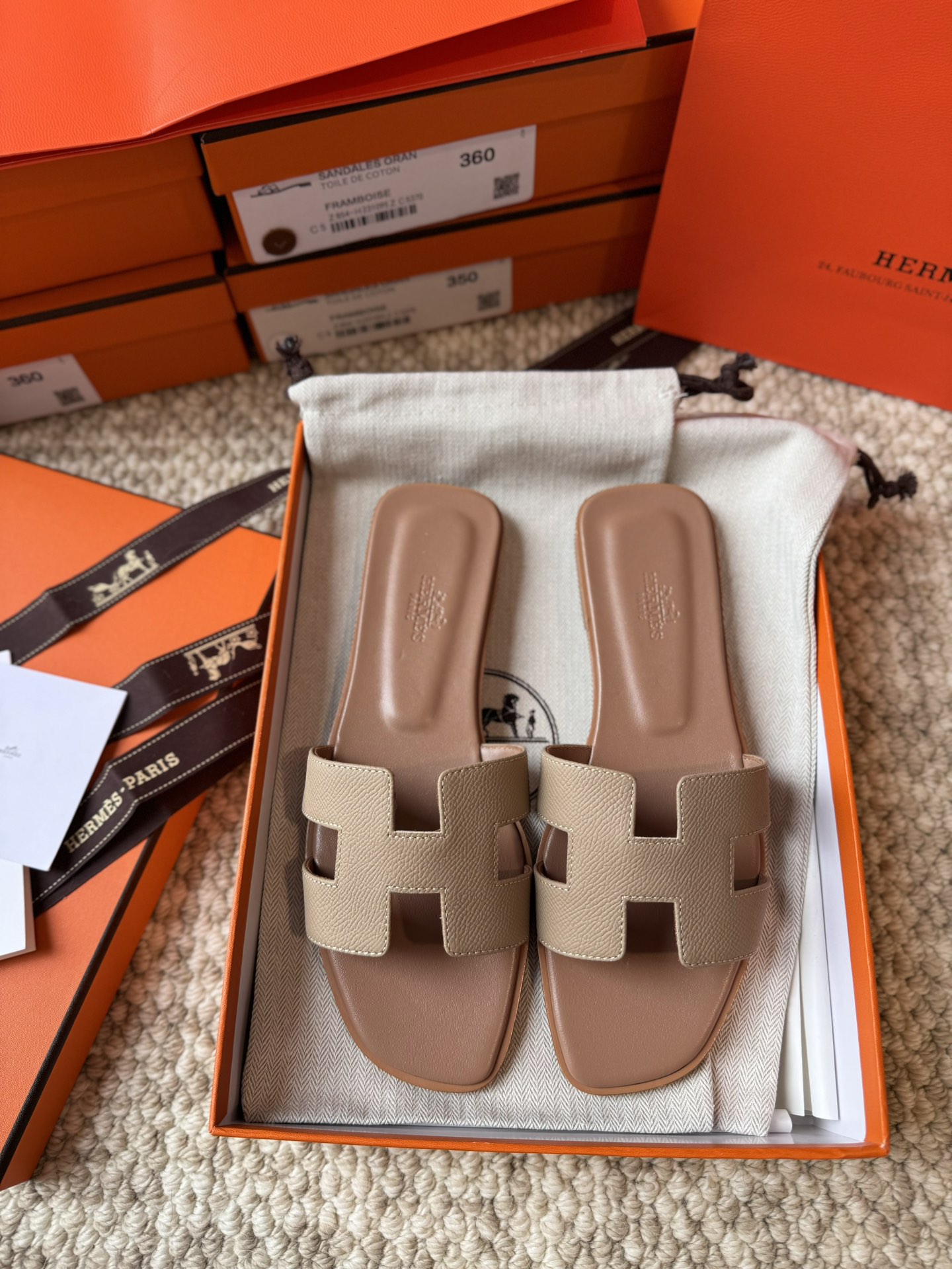 HERMES 01739 HERMES 01739