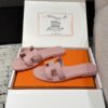 HERMES  01749