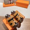 HERMES  01749