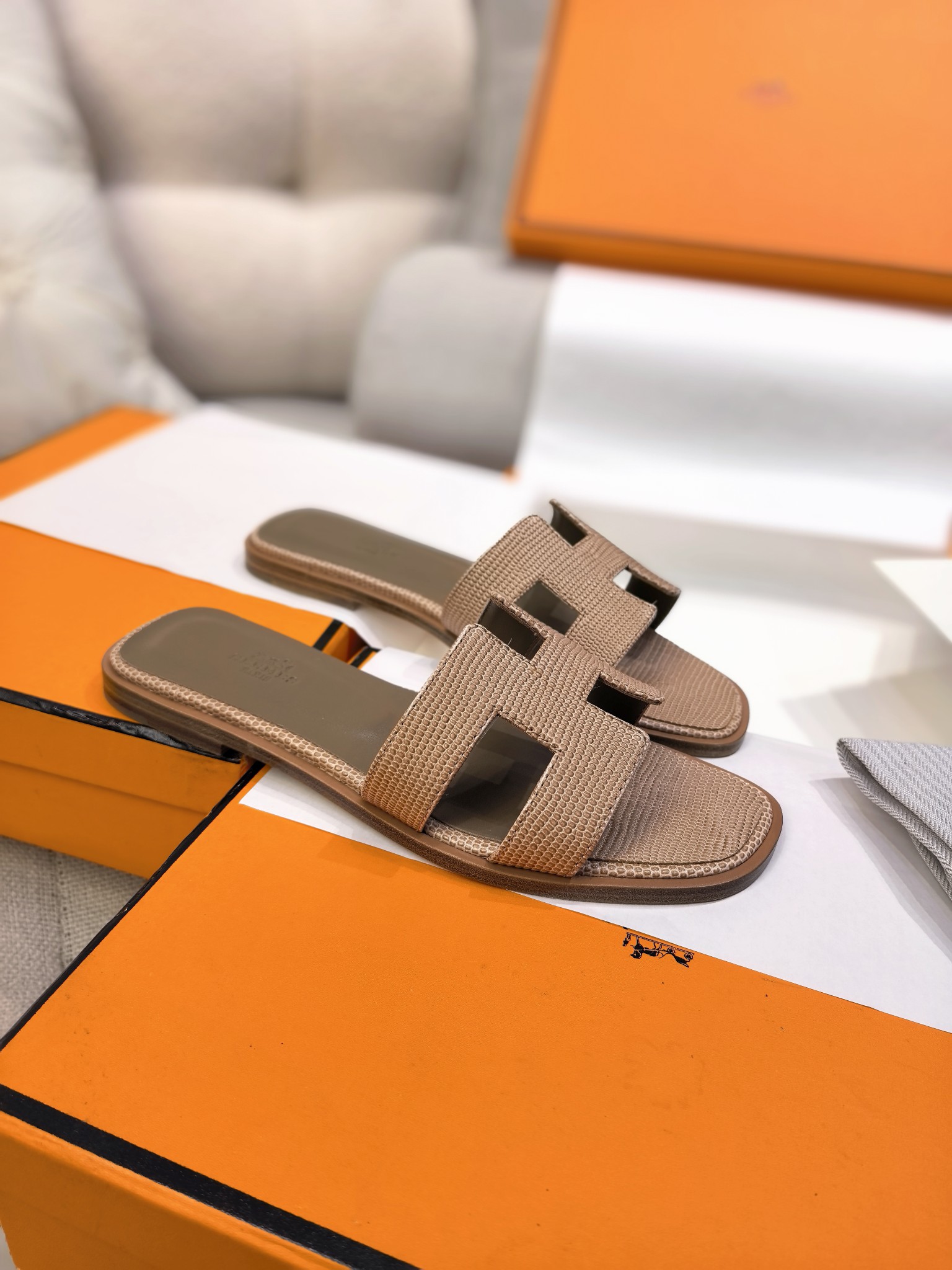 HERMES 01759 HERMES 01759