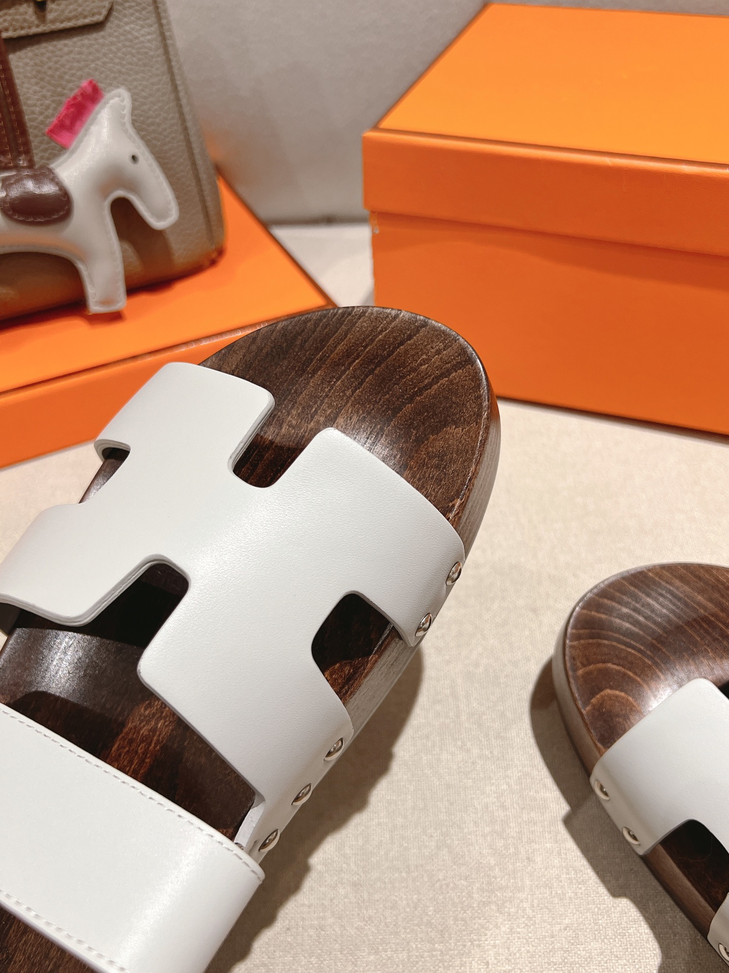 HERMES 01779 HERMES 01779