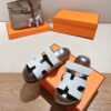 HERMES  01779