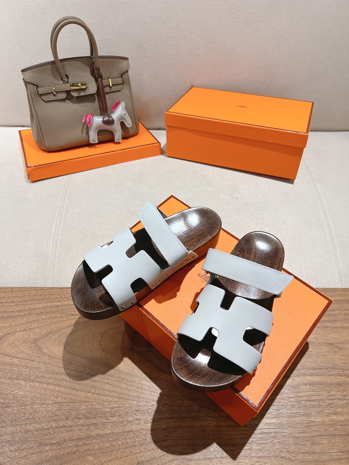 HERMES 01779 HERMES 01779