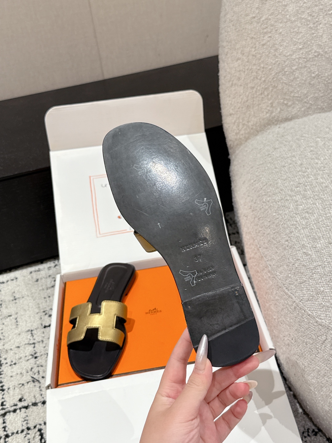HERMES 01799 HERMES 01799