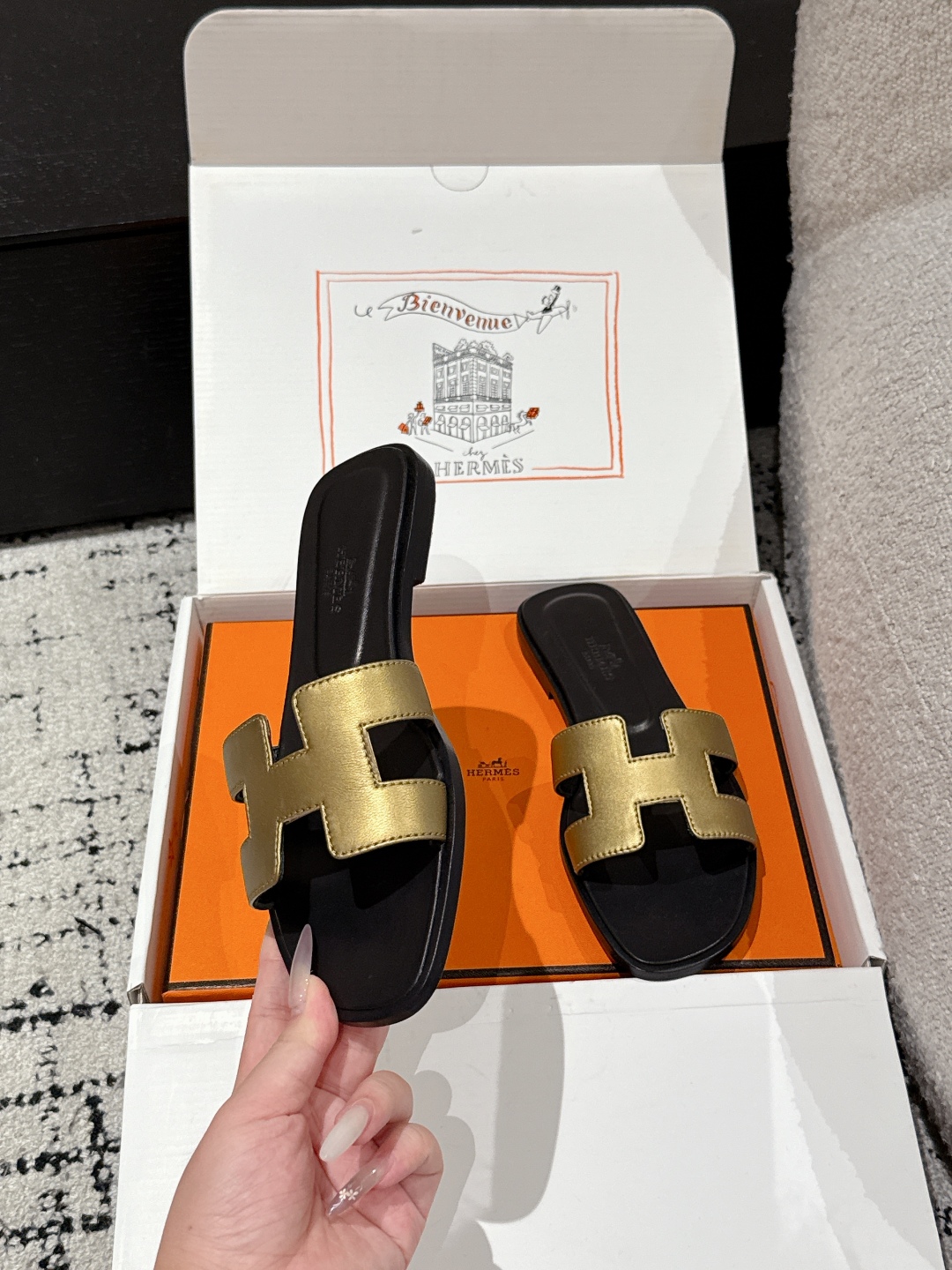 HERMES 01799 HERMES 01799