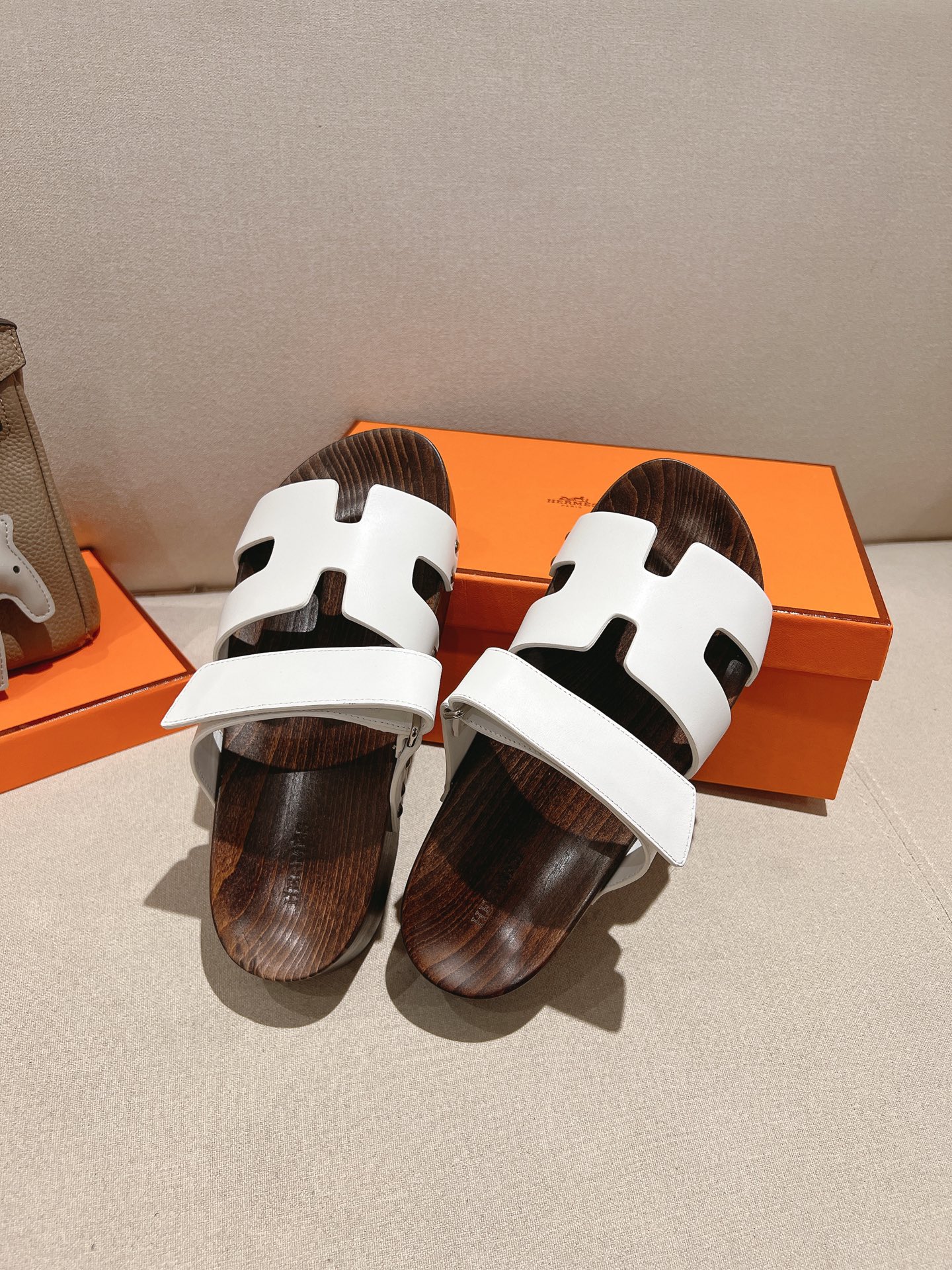 HERMES 01799 HERMES 01799