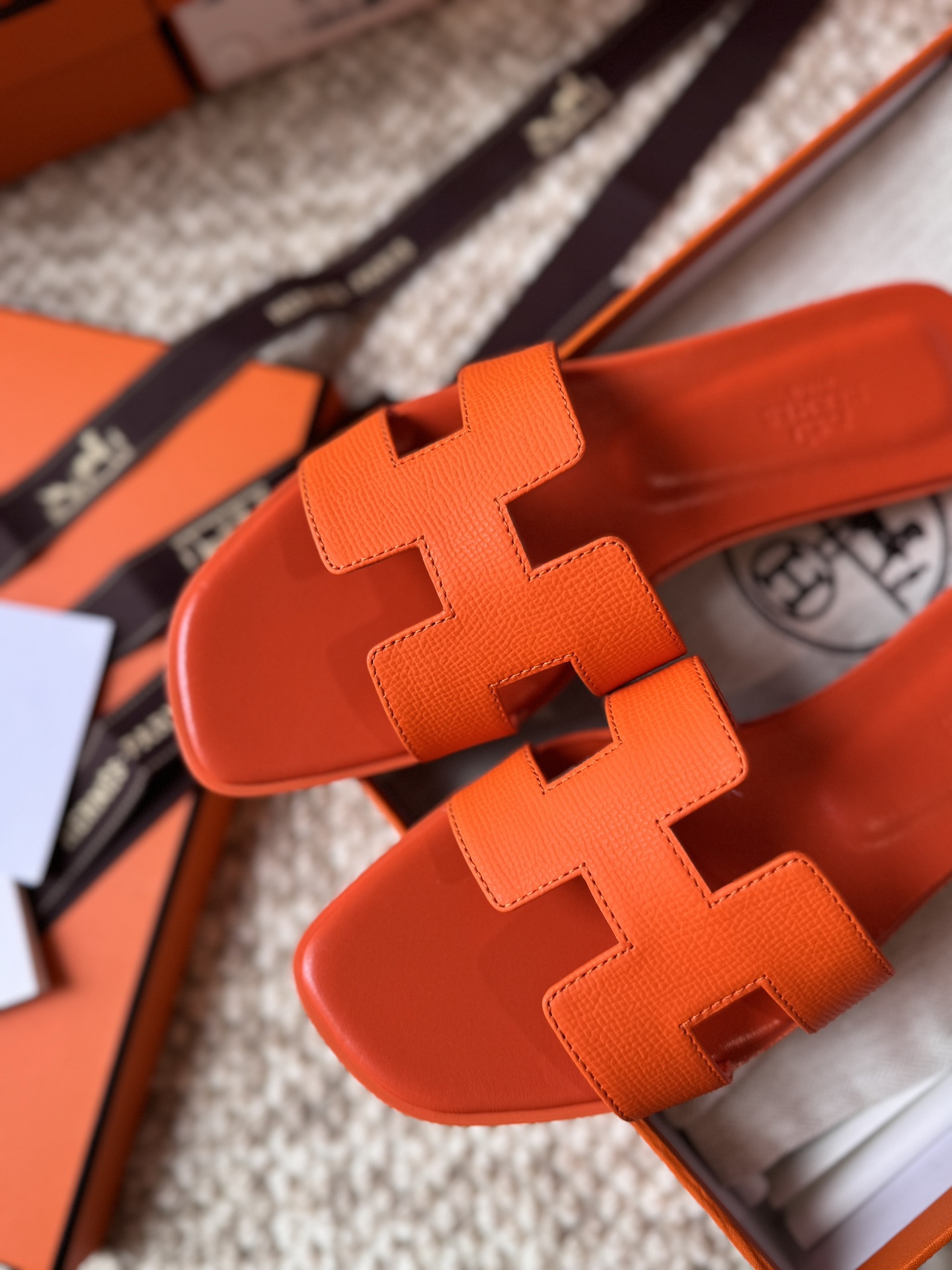 HERMES 01799 HERMES 01799