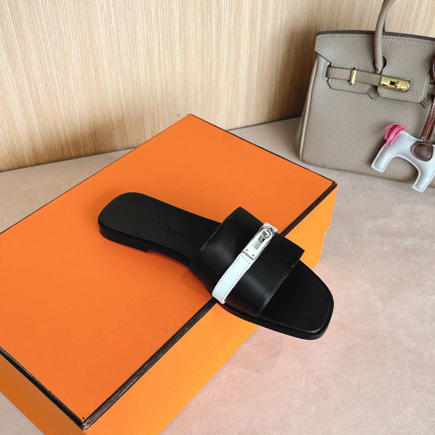 HERMES 01799 HERMES 01799