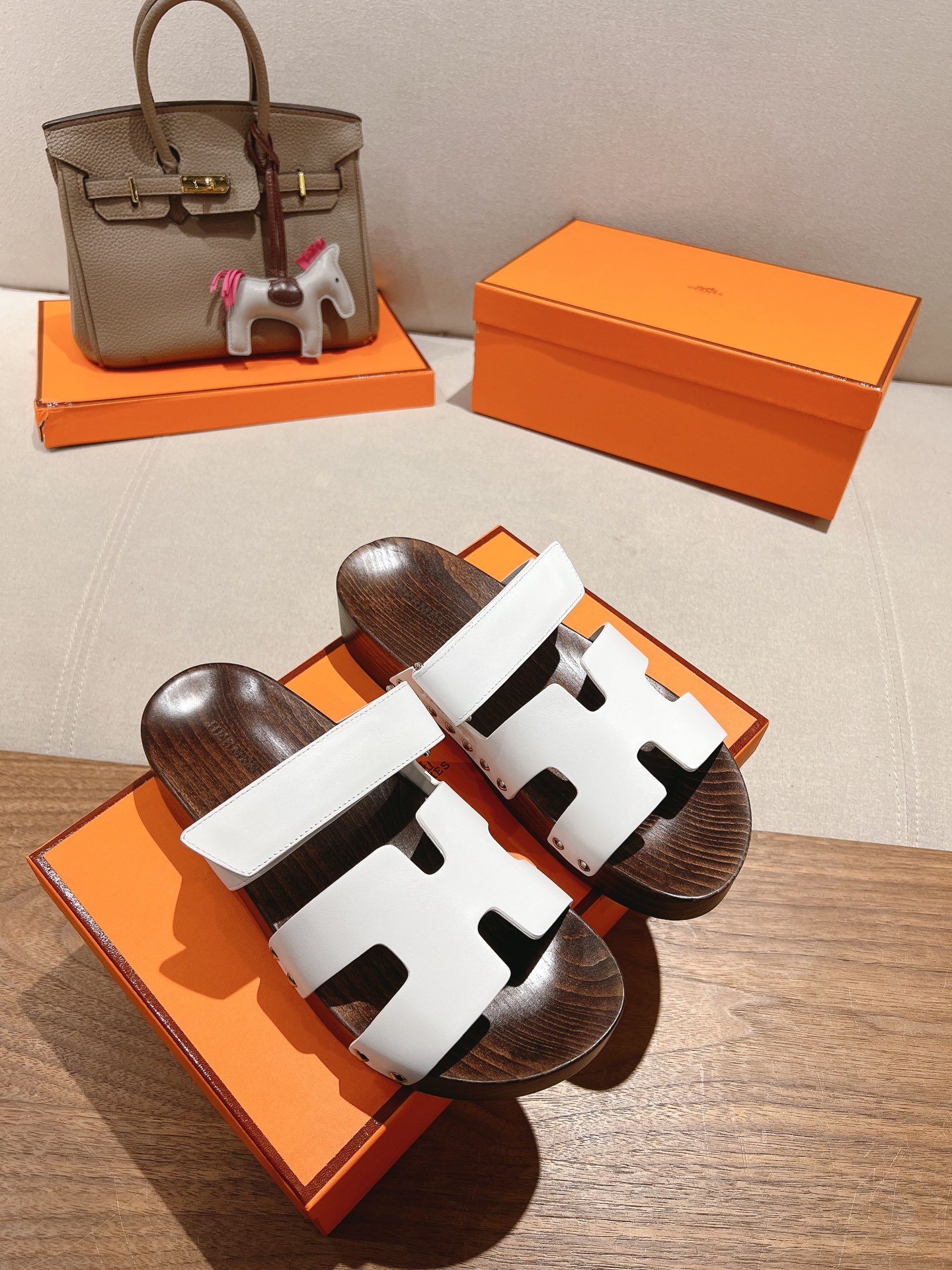 HERMES 01799 HERMES 01799