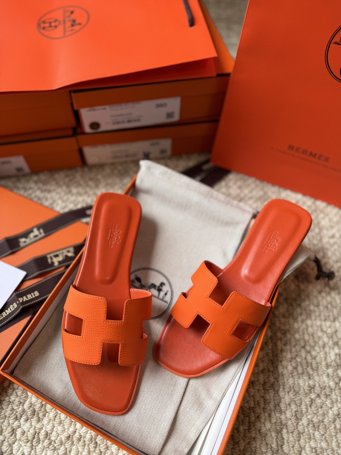 HERMES 01799 HERMES 01799