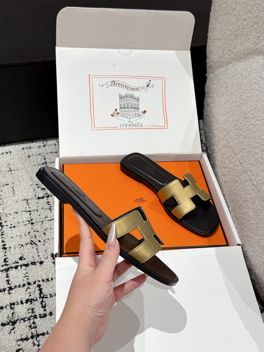 HERMES 01799 HERMES 01799