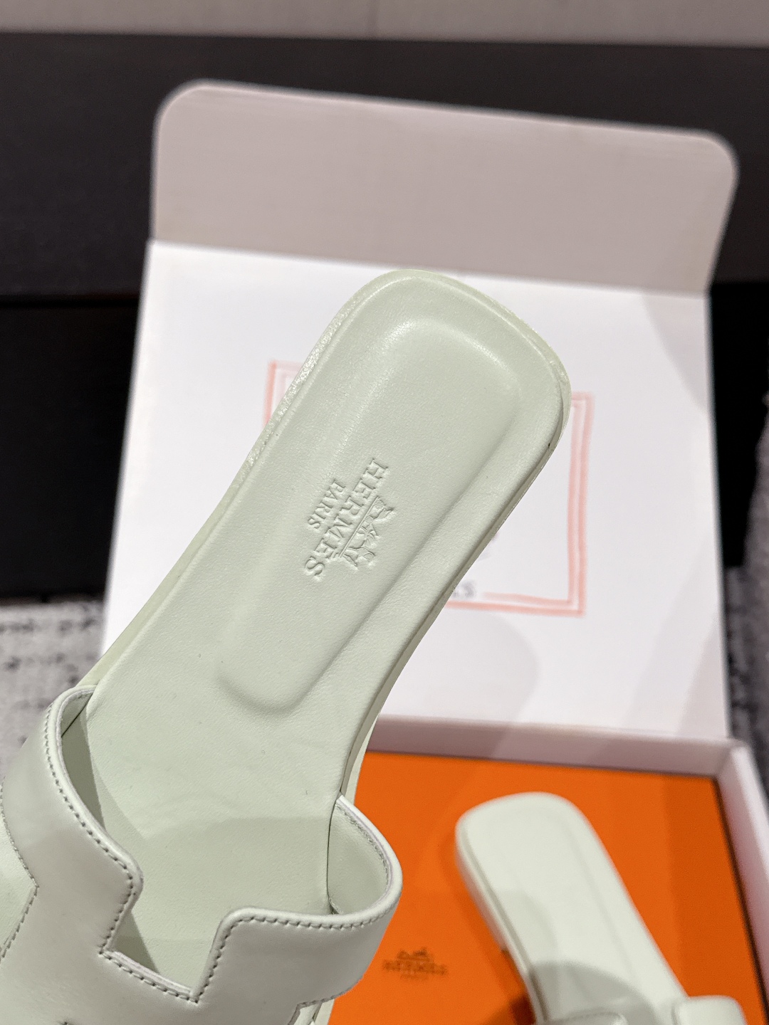 HERMES 01809 HERMES 01809