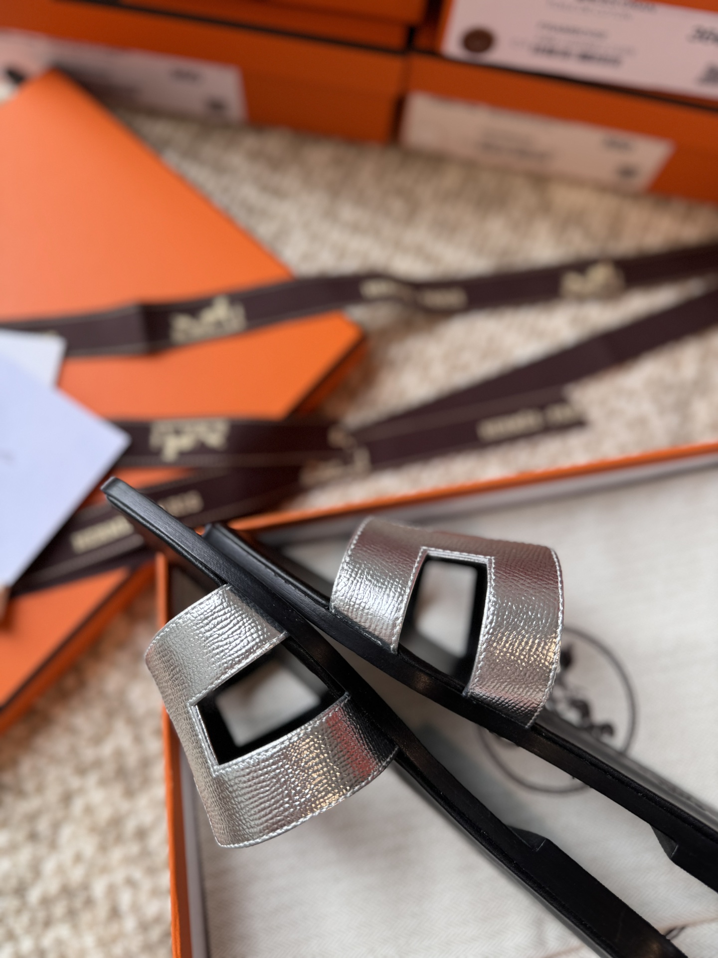 HERMES 01819 HERMES 01819