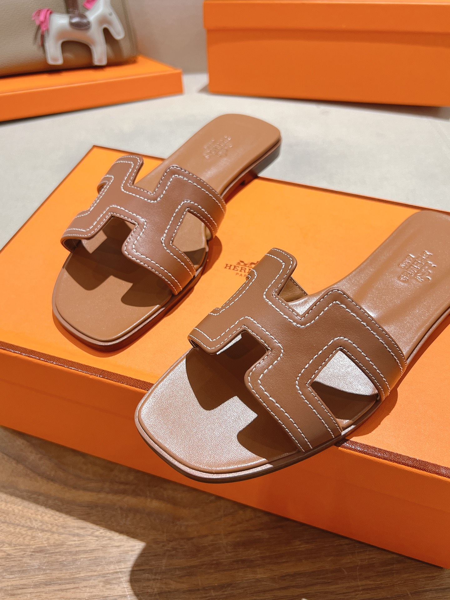HERMES 01819 HERMES 01819