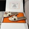 HERMES  01819