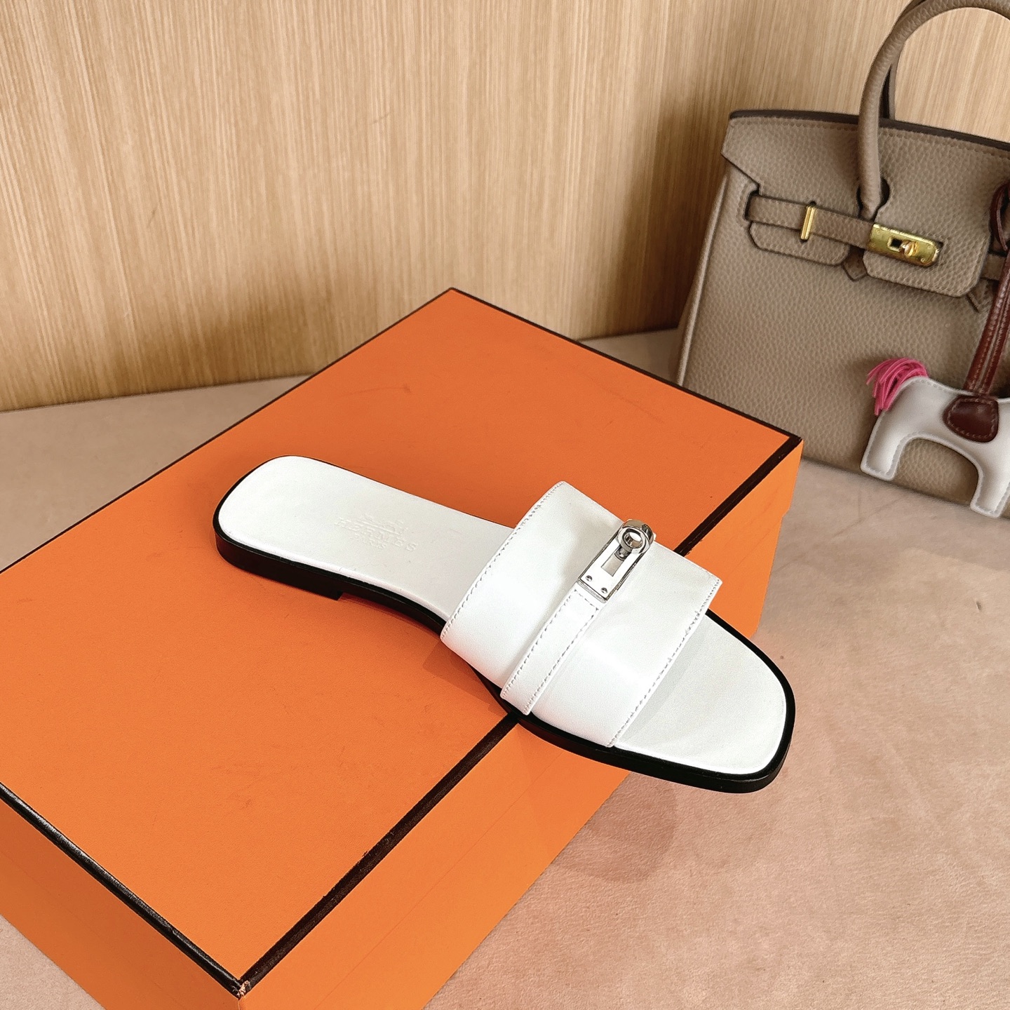 HERMES 01829 HERMES 01829