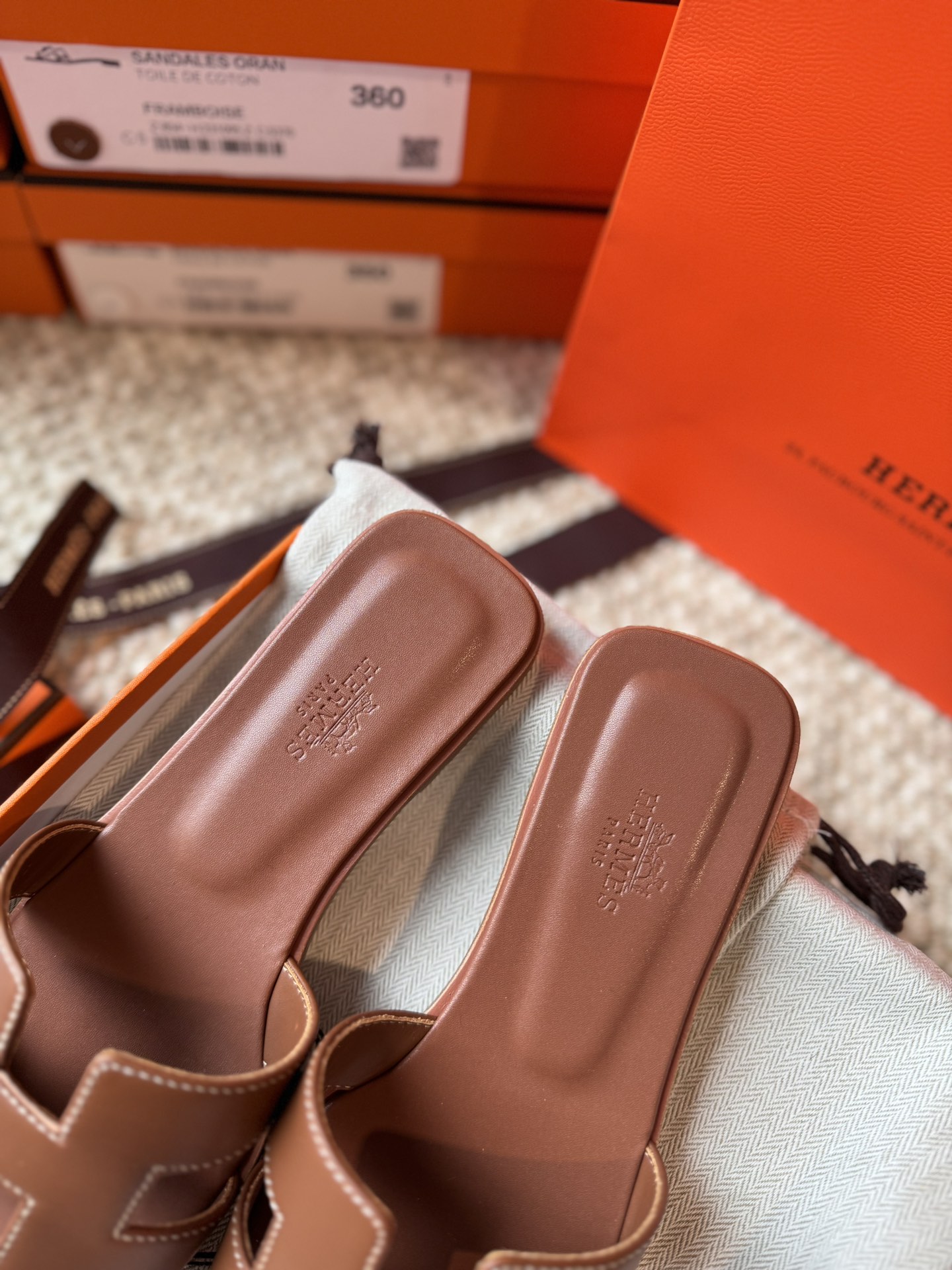HERMES 01849 HERMES 01849
