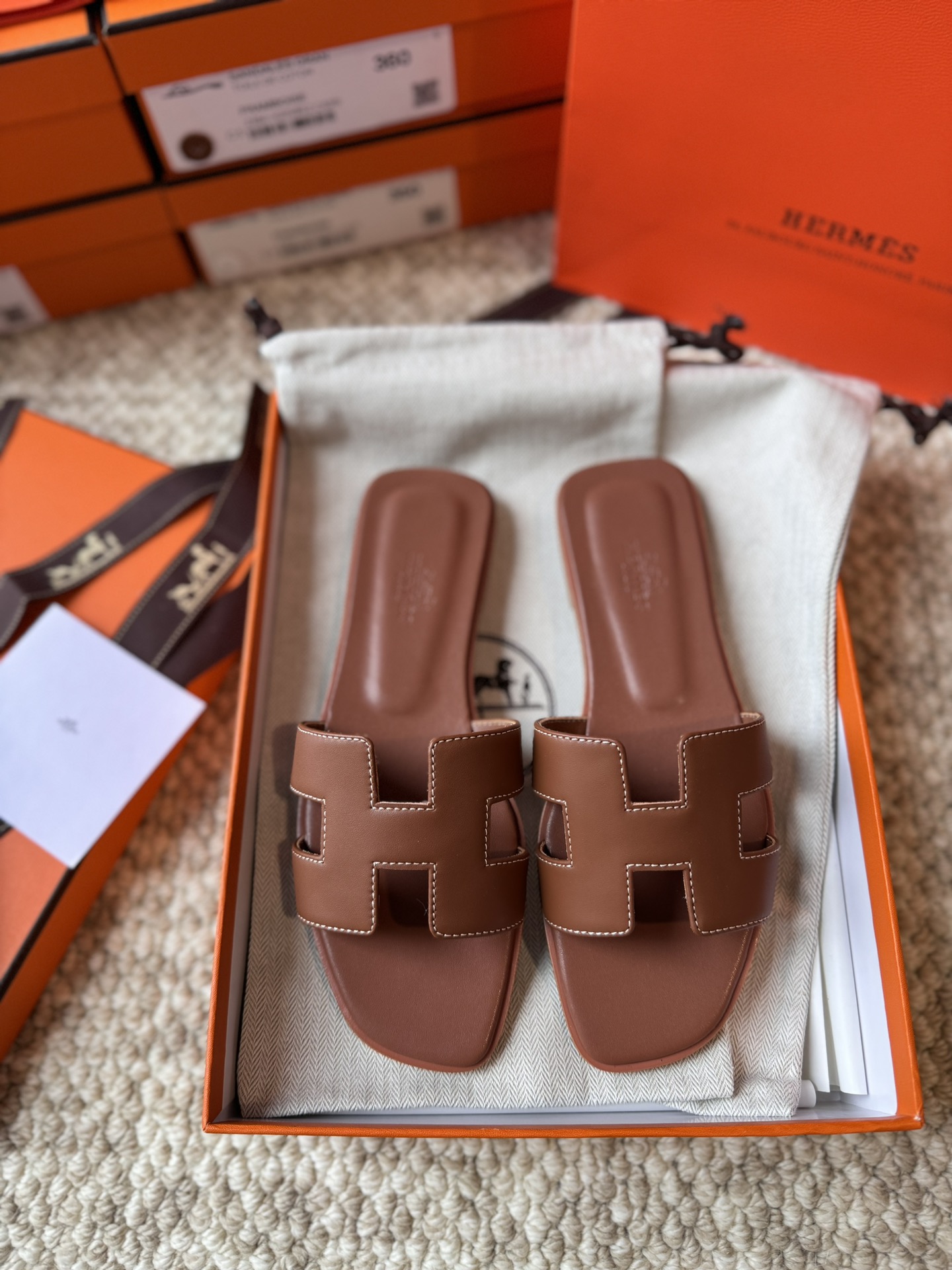 HERMES 01849 HERMES 01849