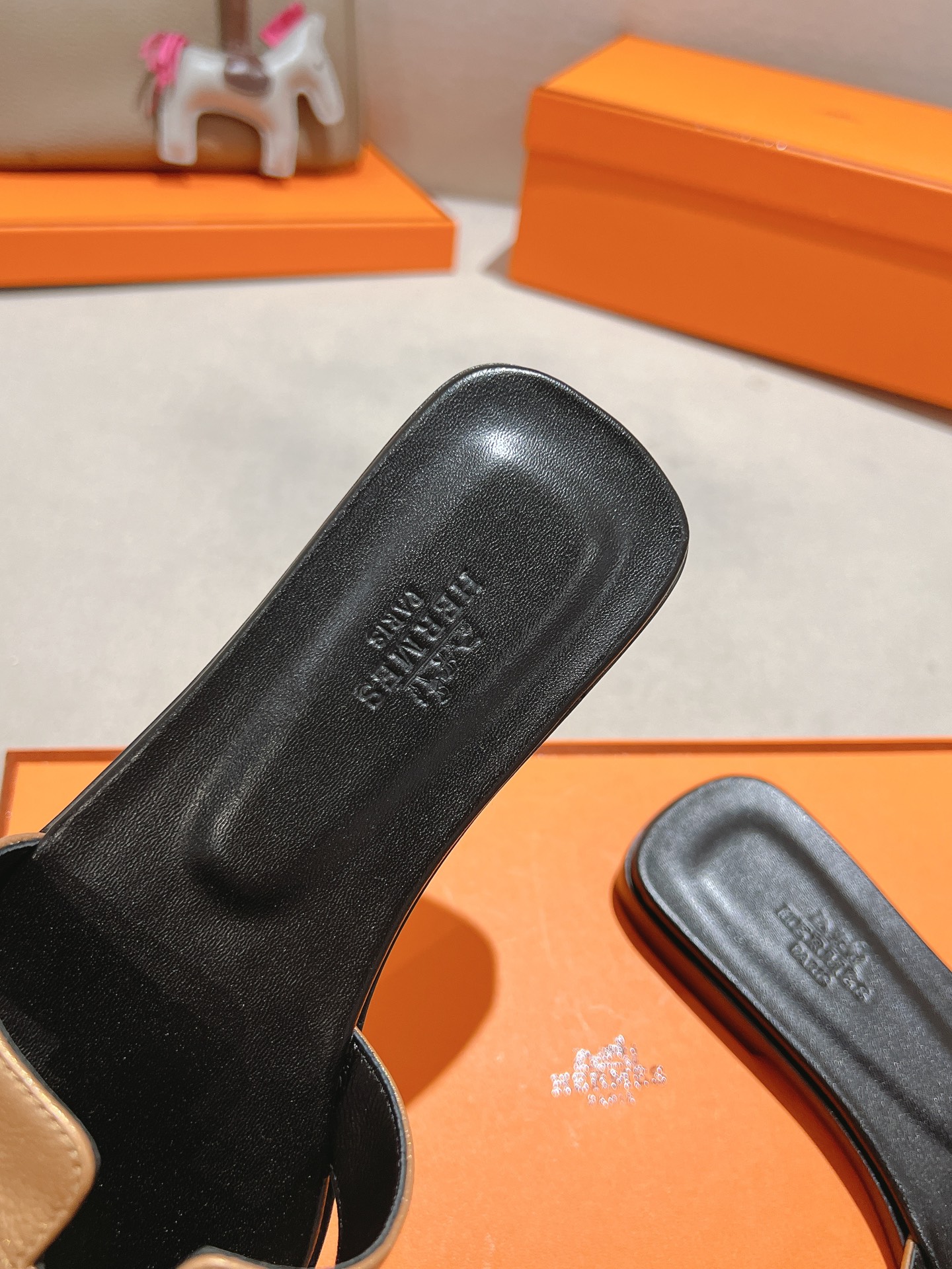 HERMES 01849 HERMES 01849