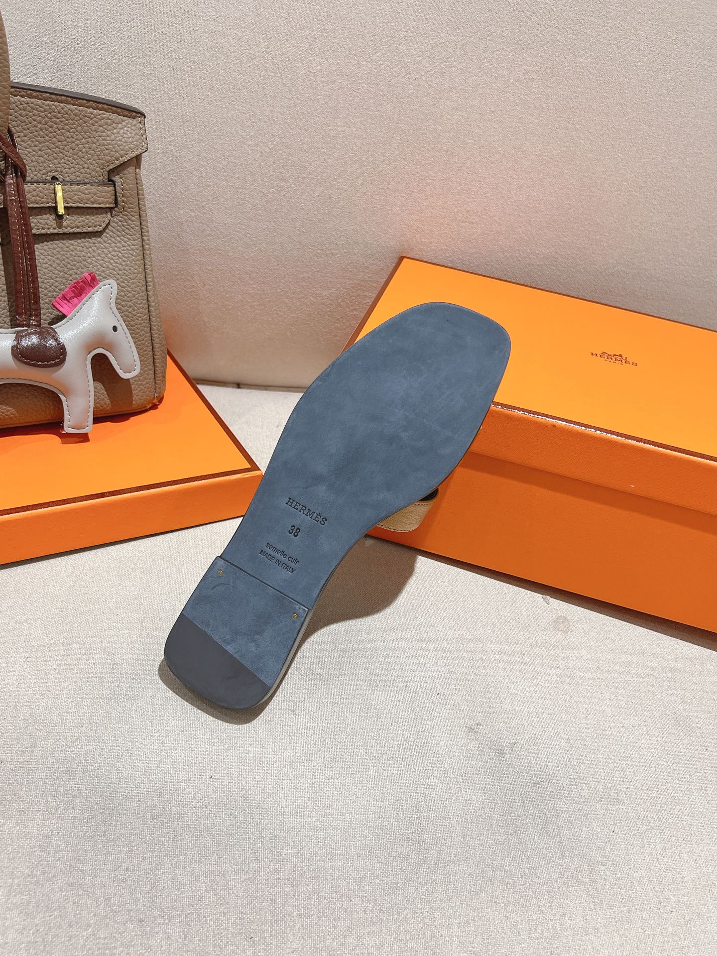 HERMES 01849 HERMES 01849