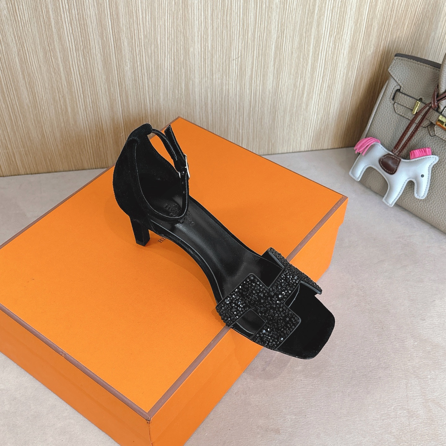 HERMES 01859 HERMES 01859