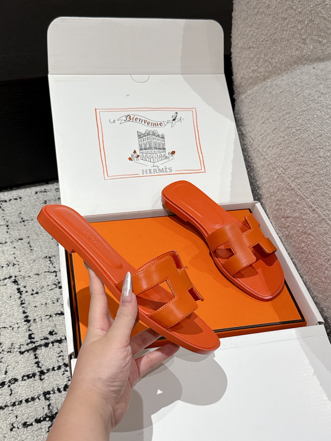 HERMES 01859 HERMES 01859
