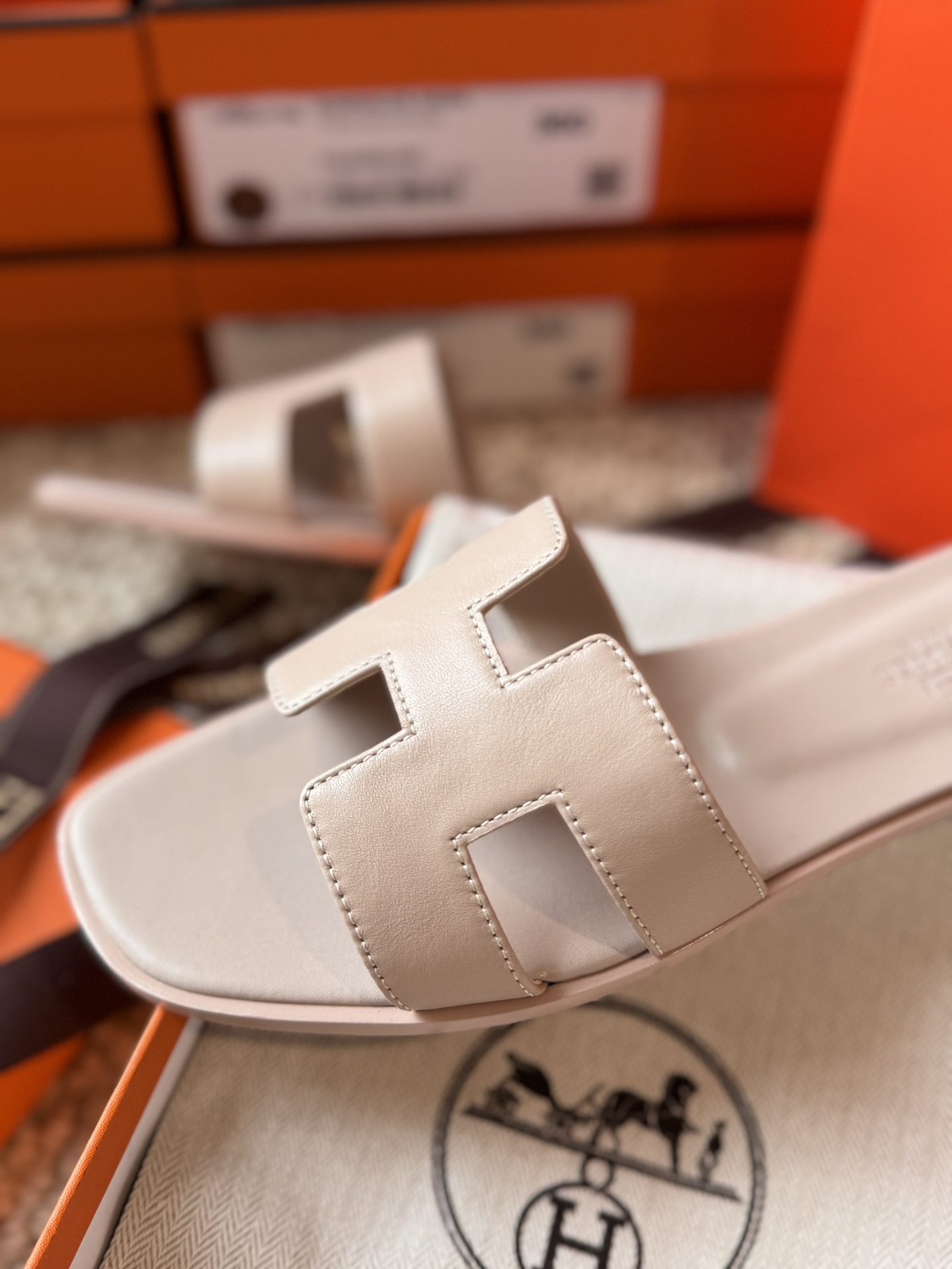 HERMES 01859 HERMES 01859