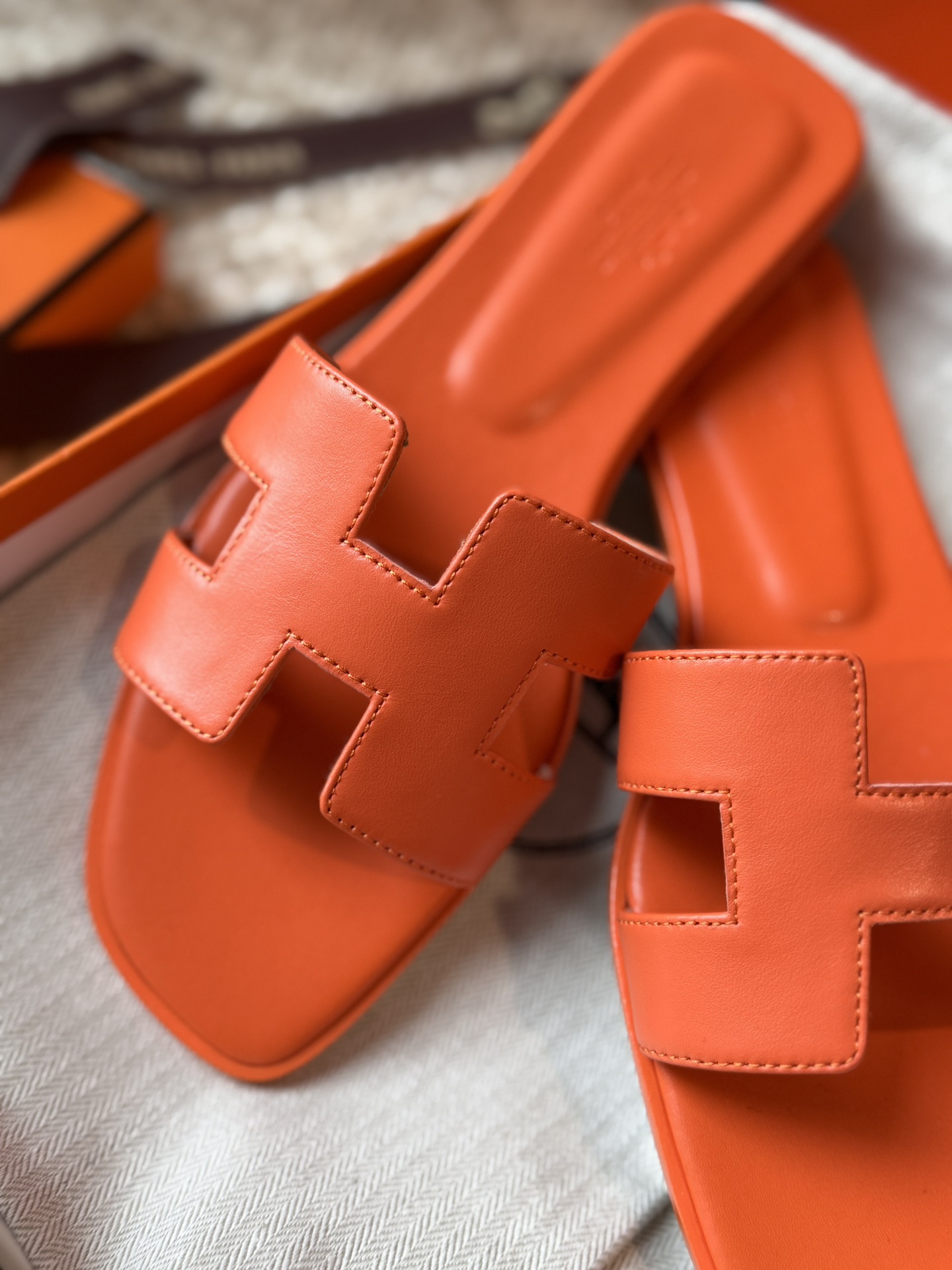 HERMES 01879