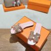 HERMES  01889