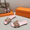HERMES  01889