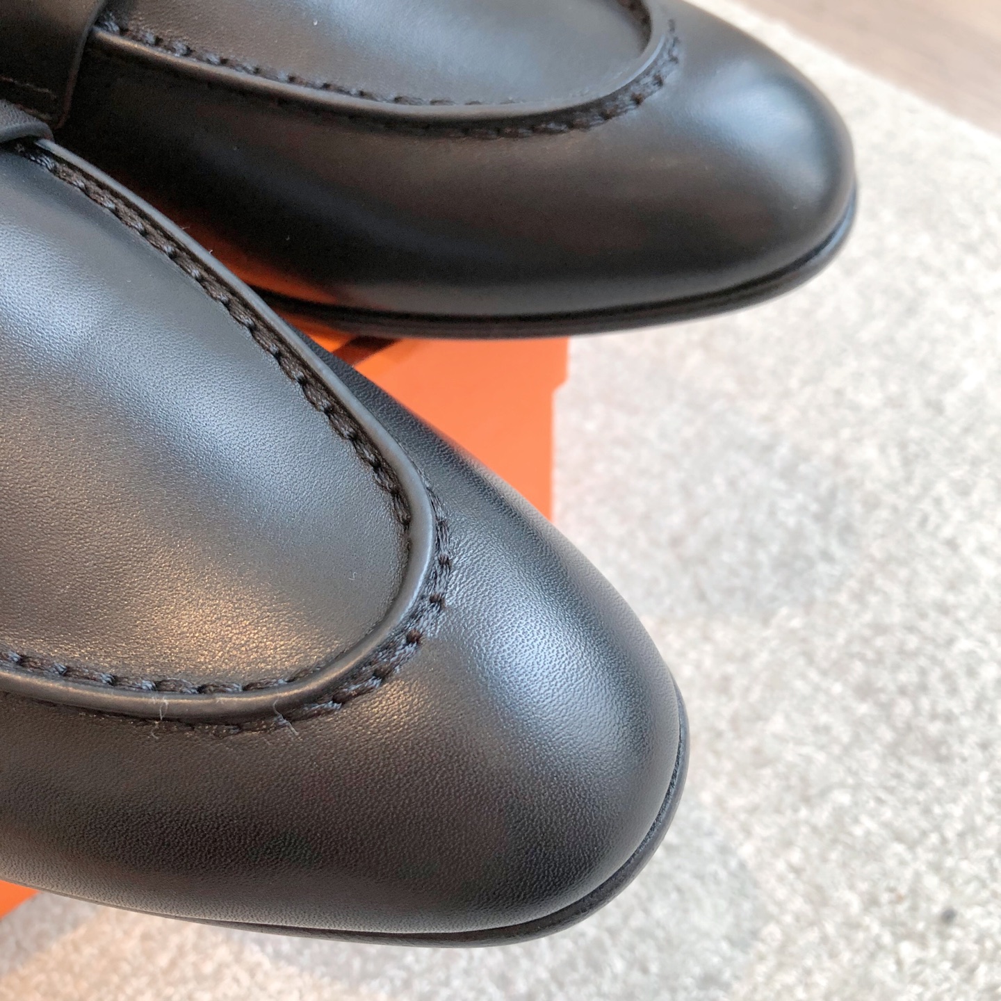 HERMES Mocassins Paris loafers Leather Black