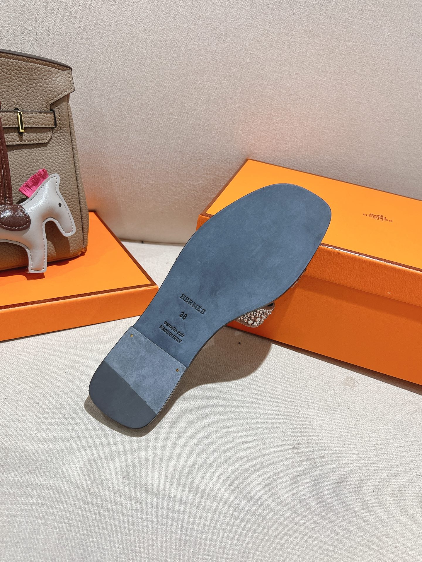 HERMES  01898